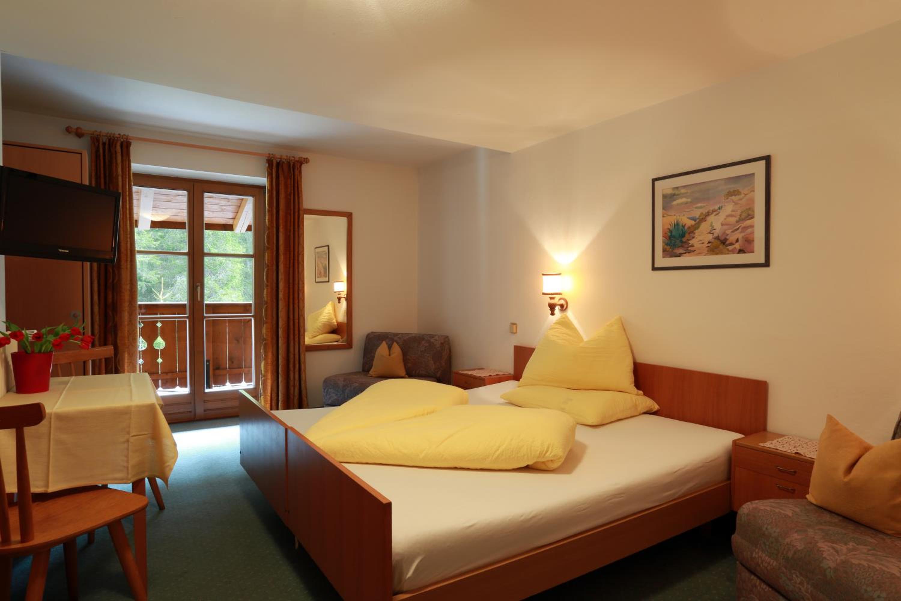 Double Room with Balcony photo 3