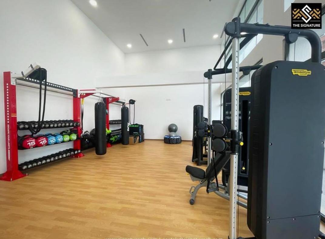 Studio with Balcony - Photo 7