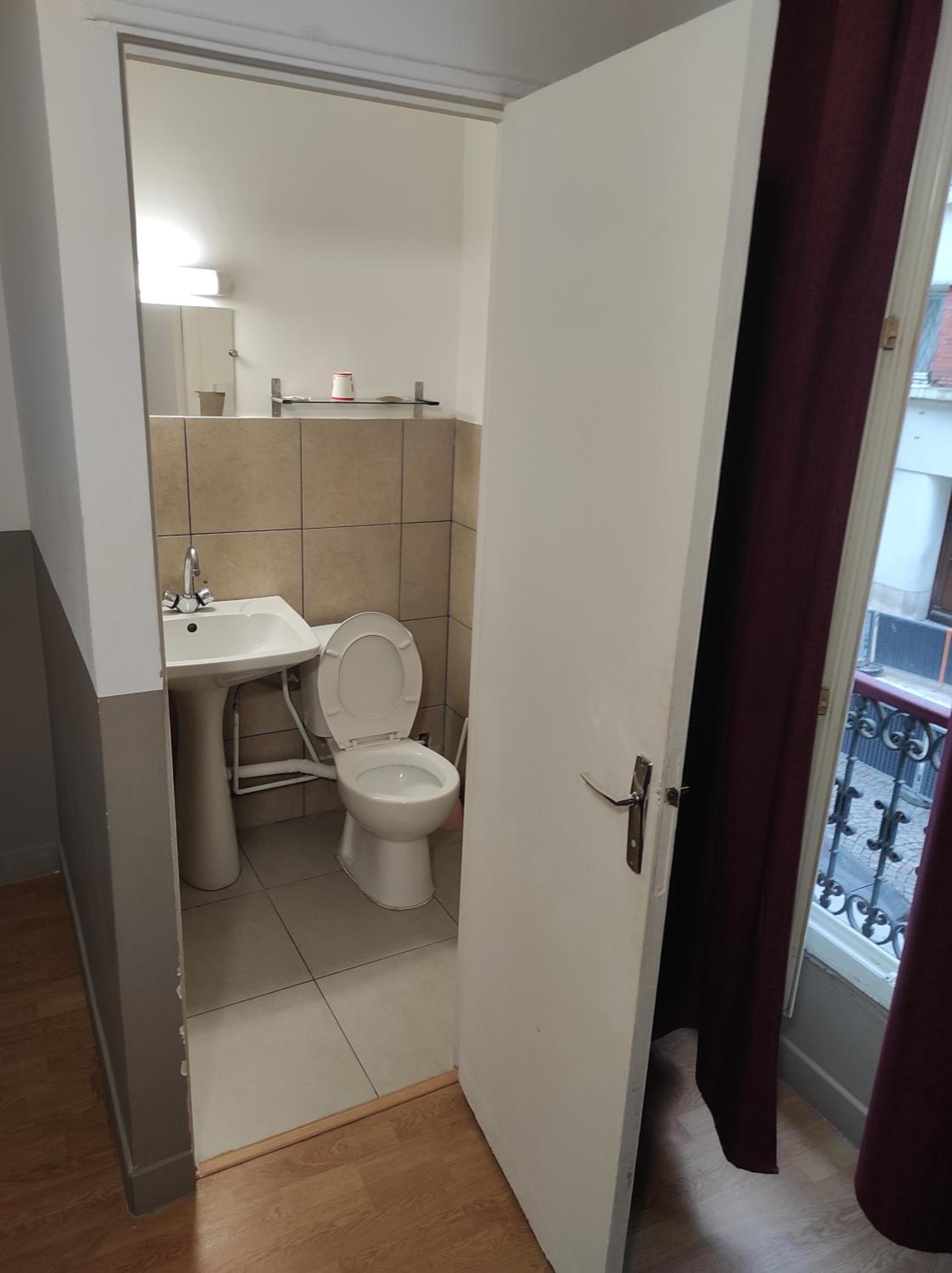 Single Room photo 2
