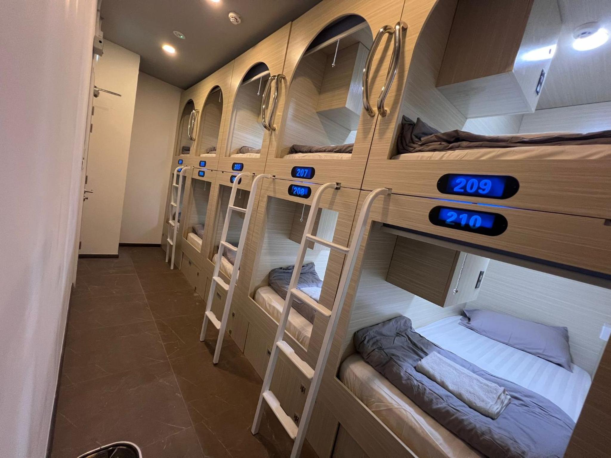 Bunk Bed in Mixed Dormitory Room photo 1
