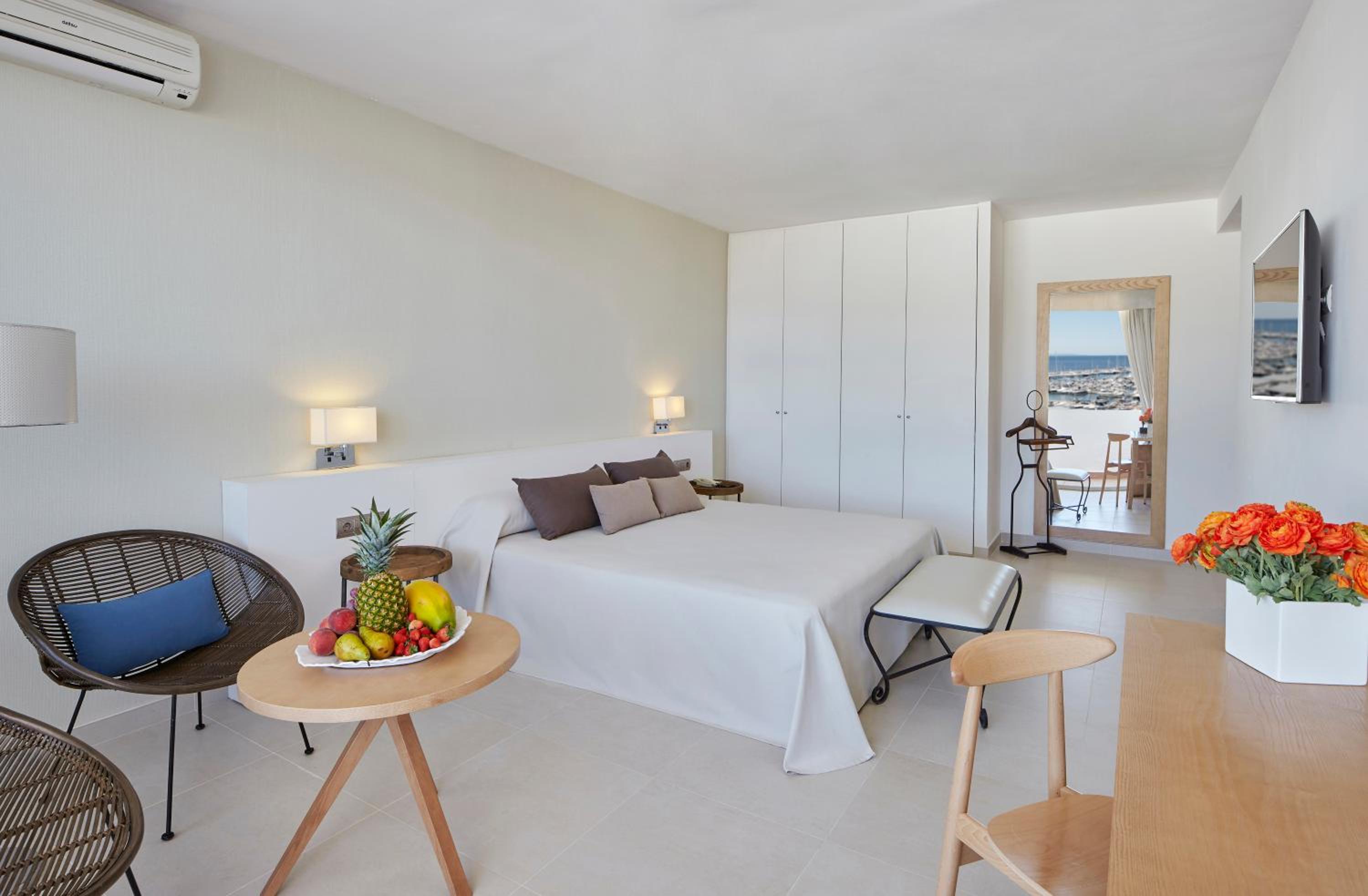 Deluxe Double Room Sea View with Terrace  - Photo 3