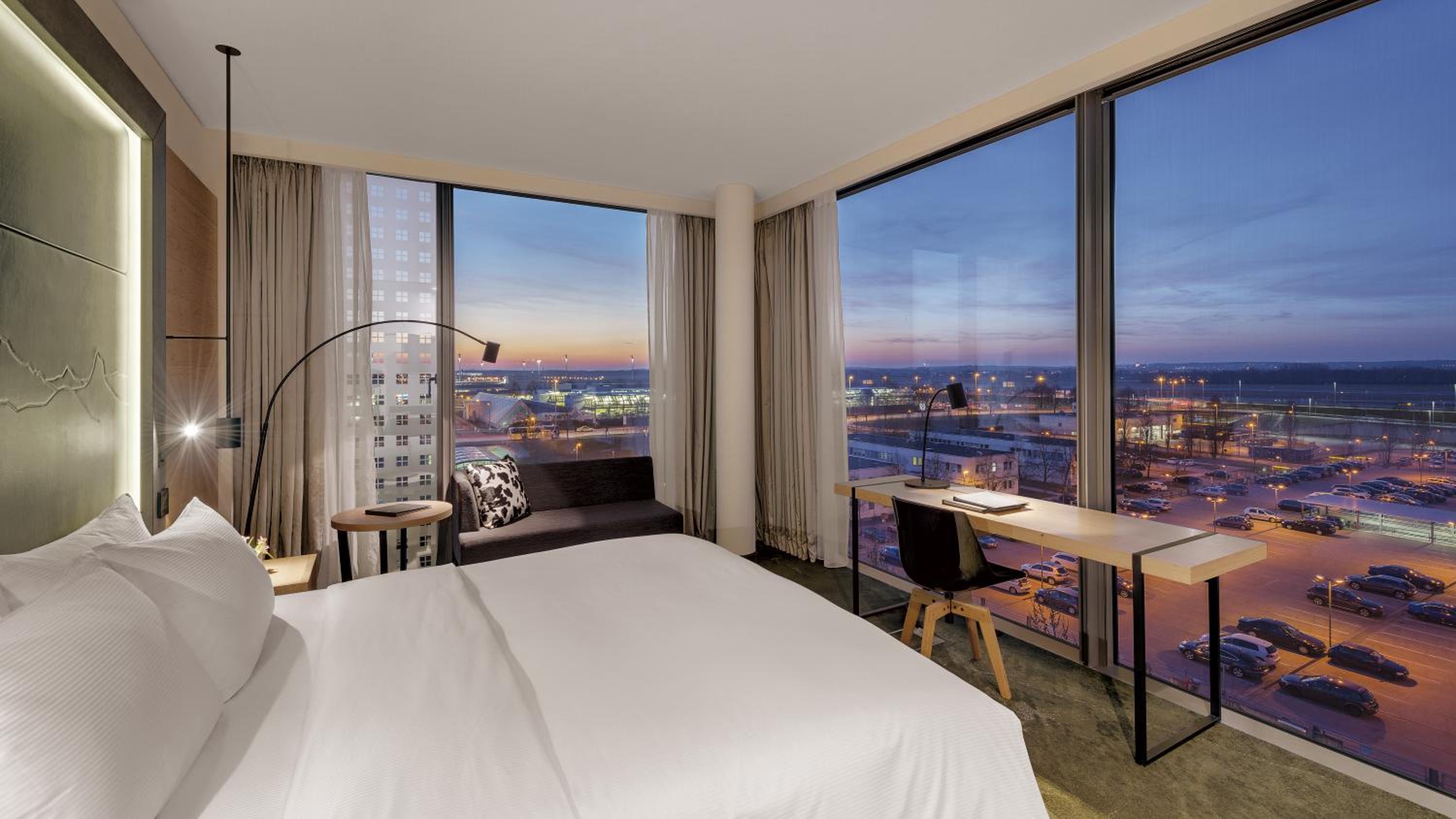 Executive King Room with Runway View