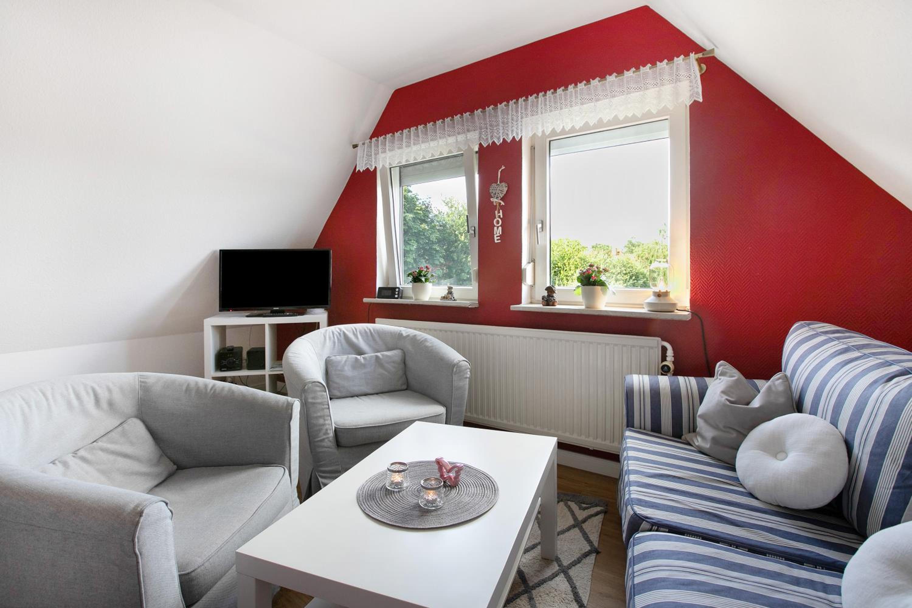 Two-Bedroom Deluxe Apartment with Garden View