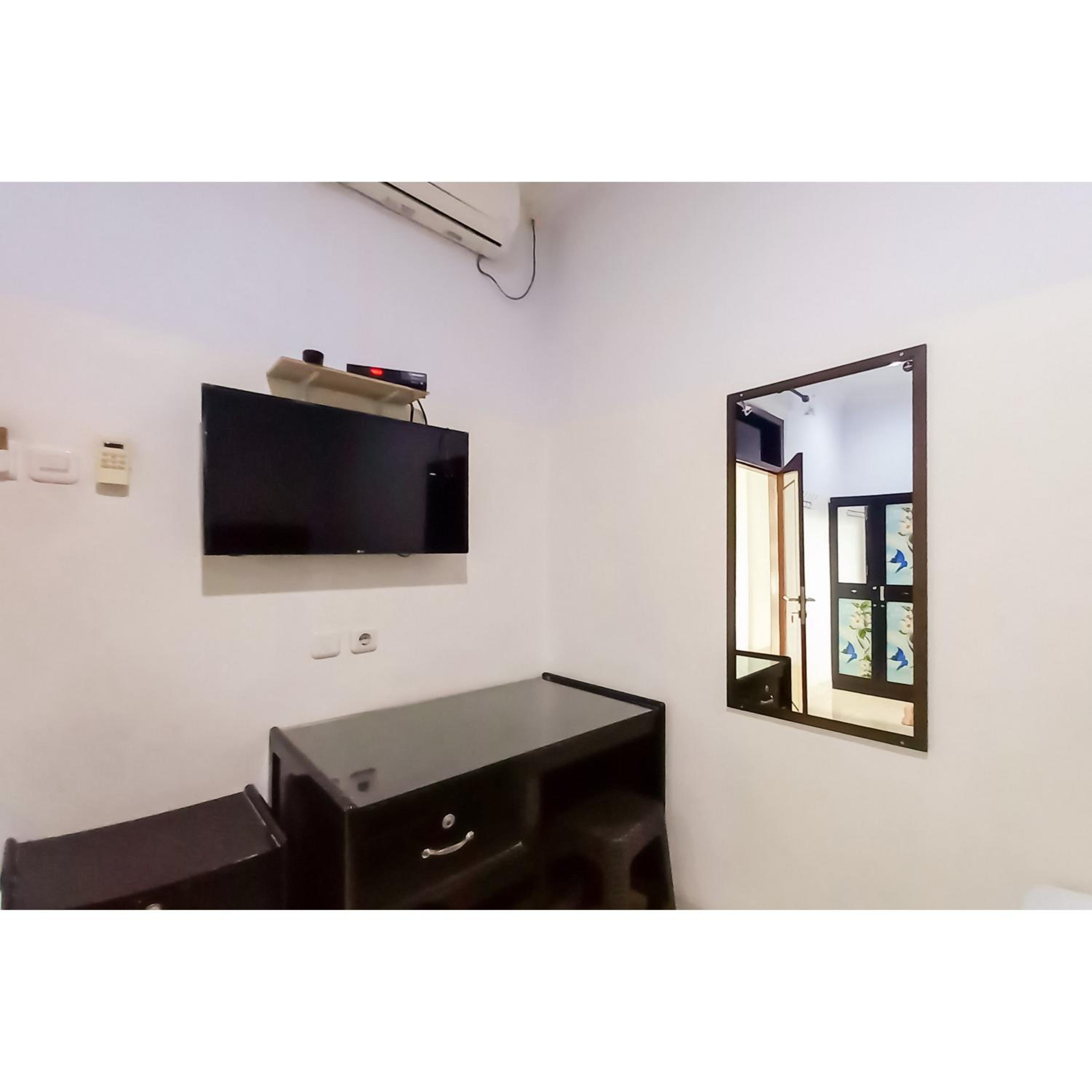 Standard Twin Room photo 3