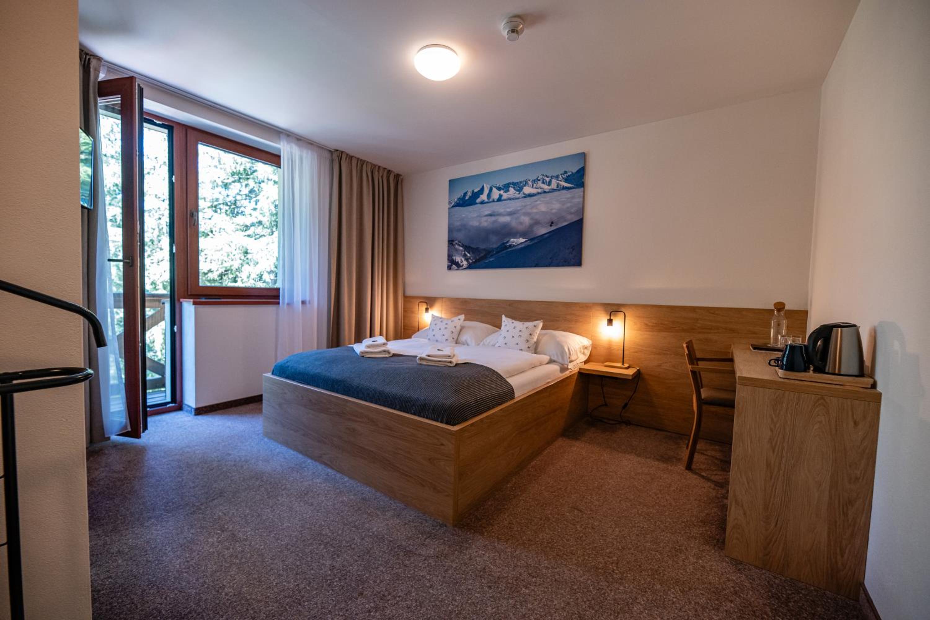 Superior Double Room with Balcony - Photo 1