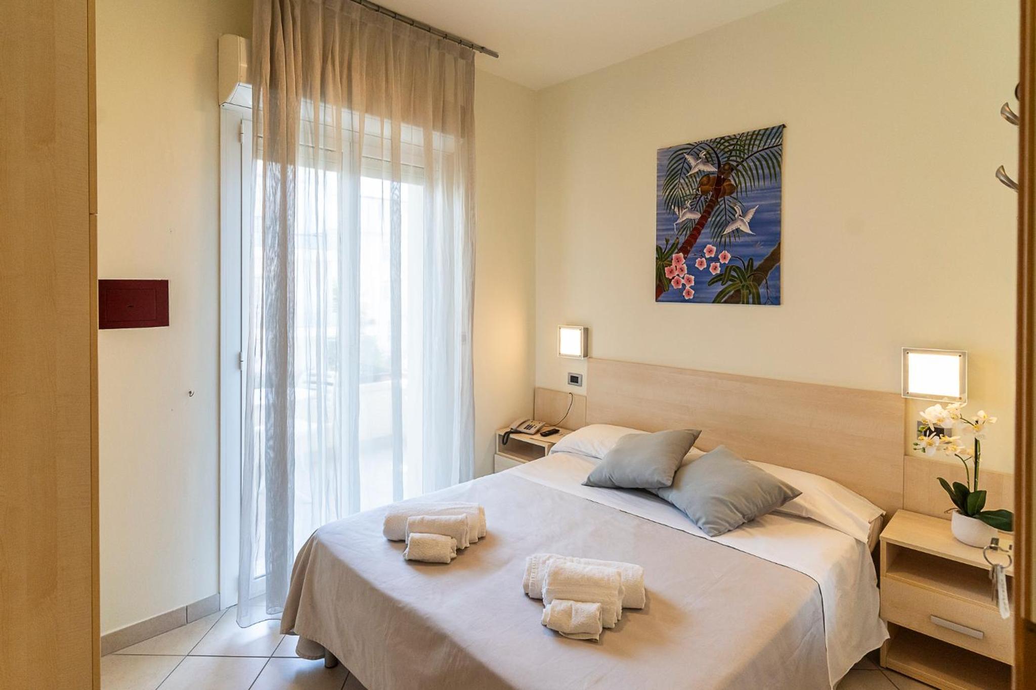 Small Double Room photo 3