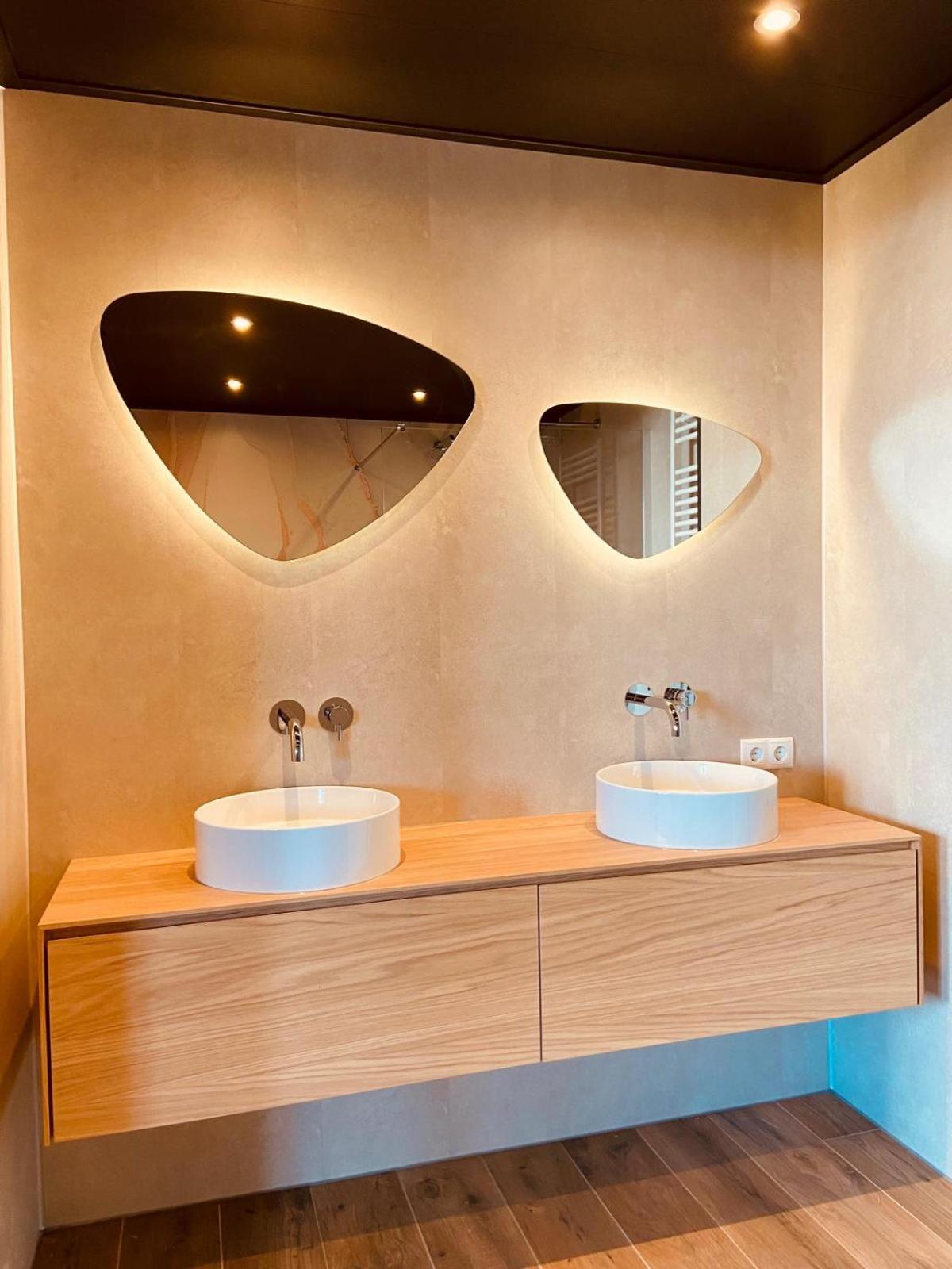 Suite - Photo 6