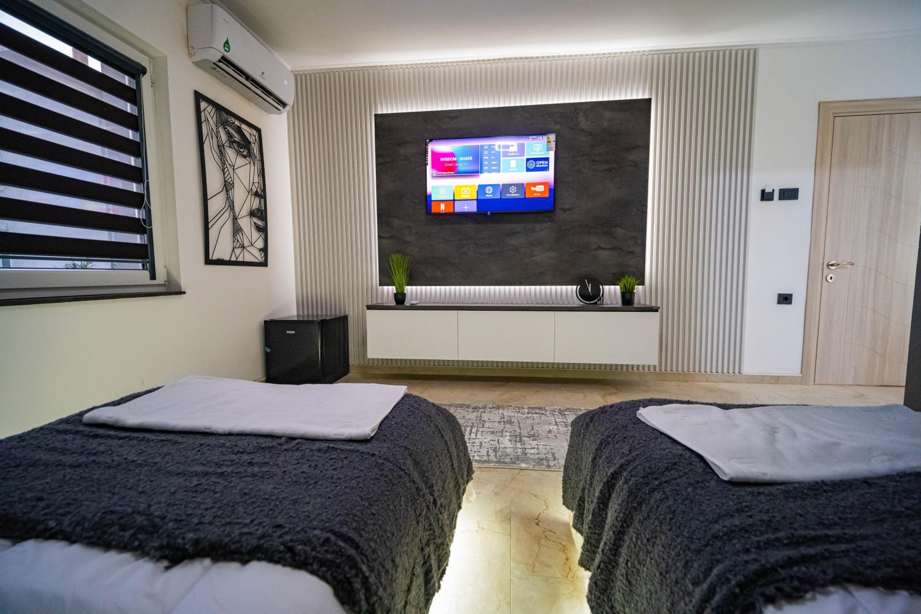 Double or Twin Room photo 2
