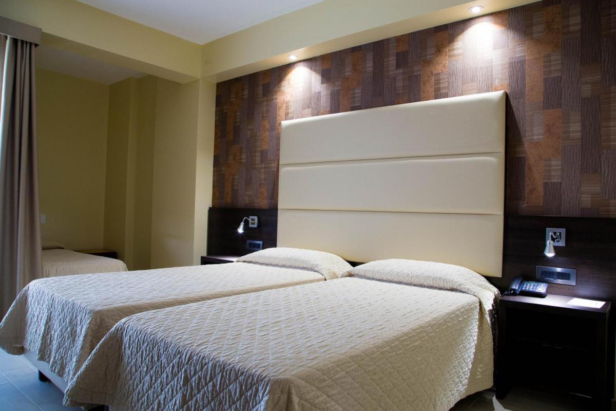 Premium Triple Room