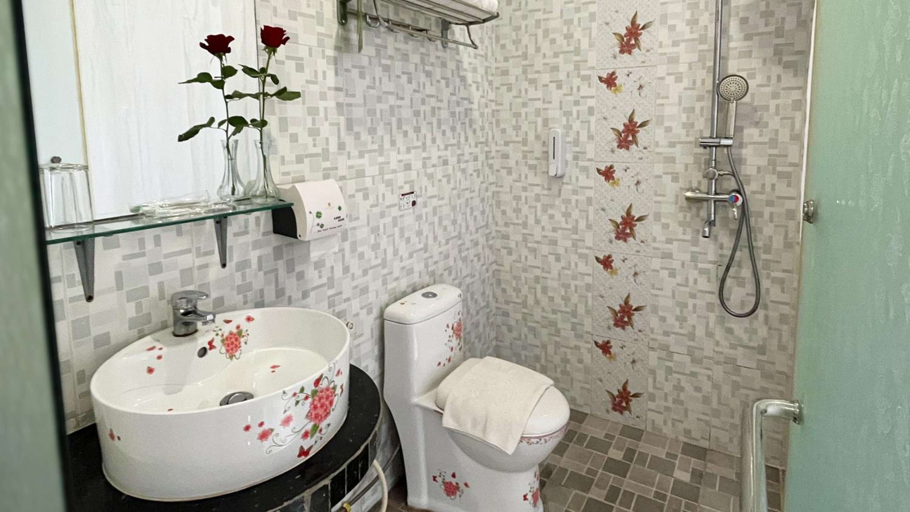 Deluxe Queen Room photo 3