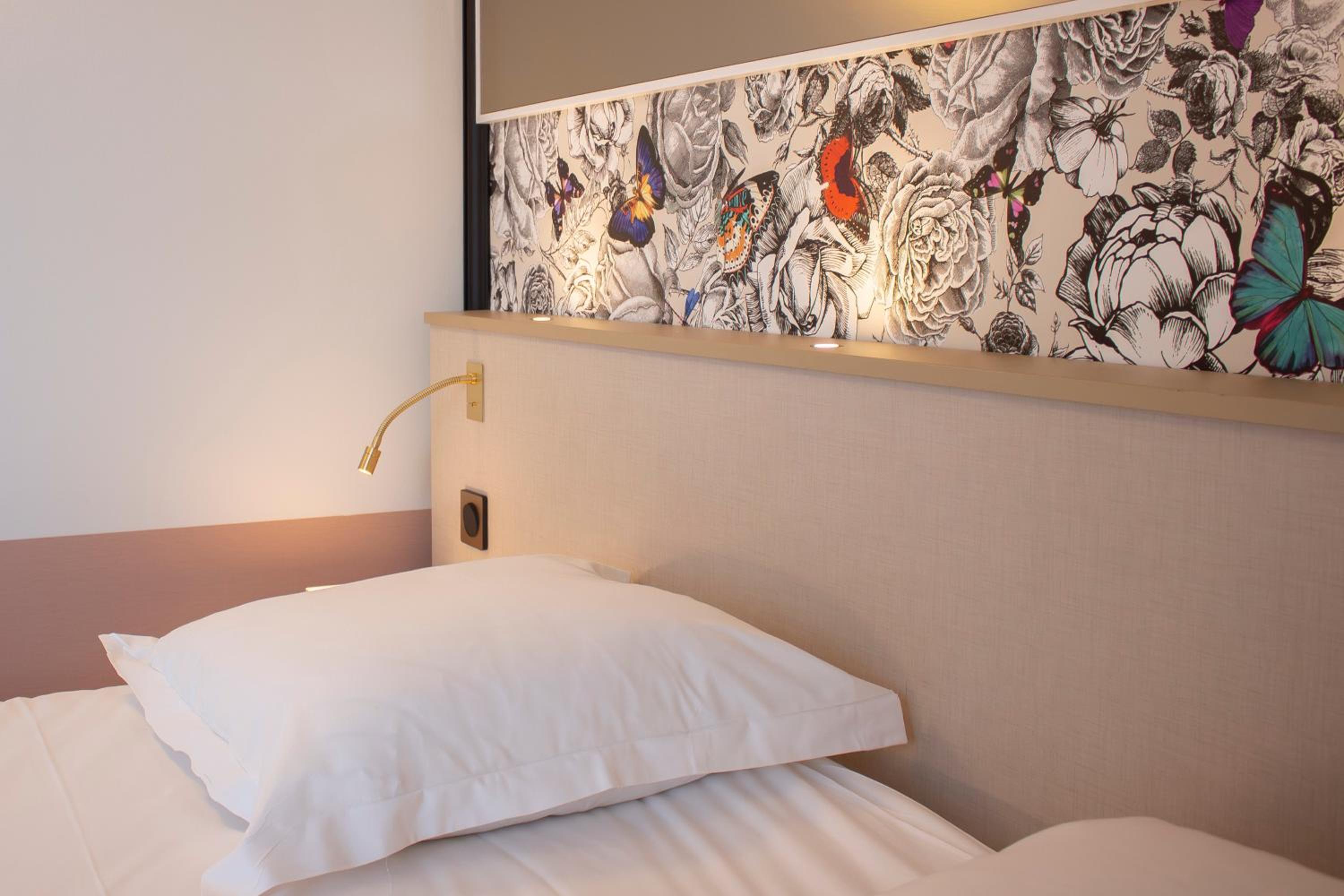Double Room - Photo 7