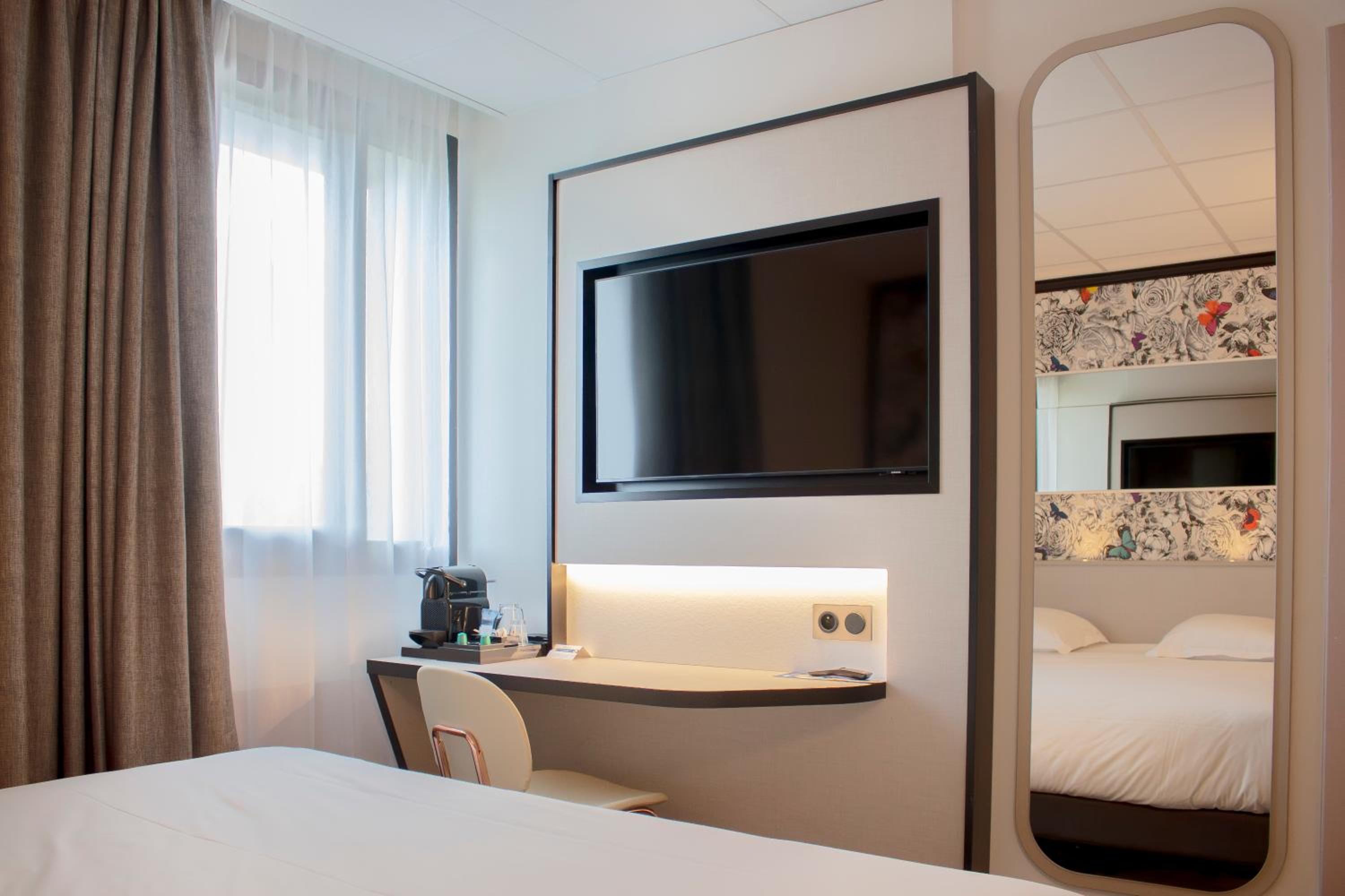 Double Room - Photo 9