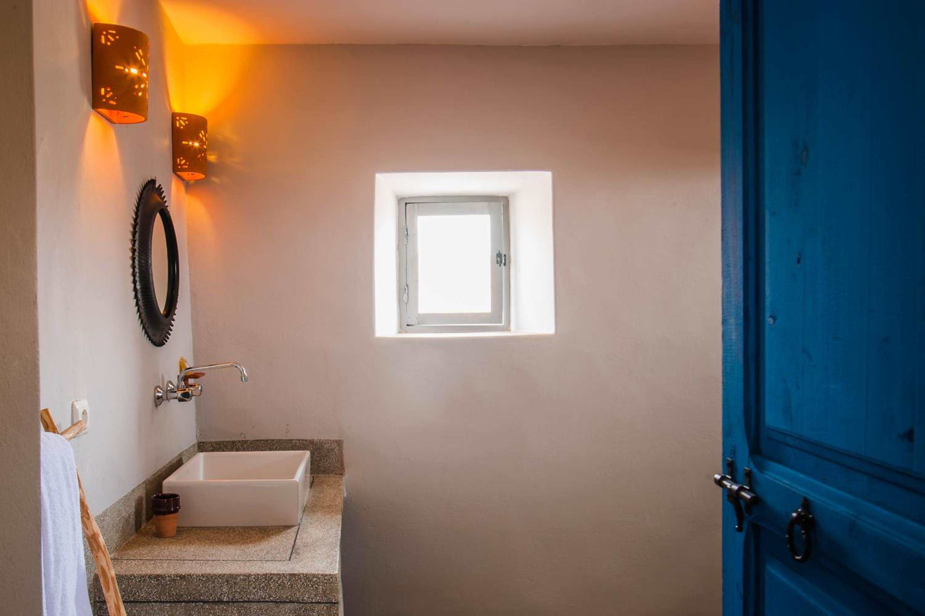 Suite (2 Adults) photo 3