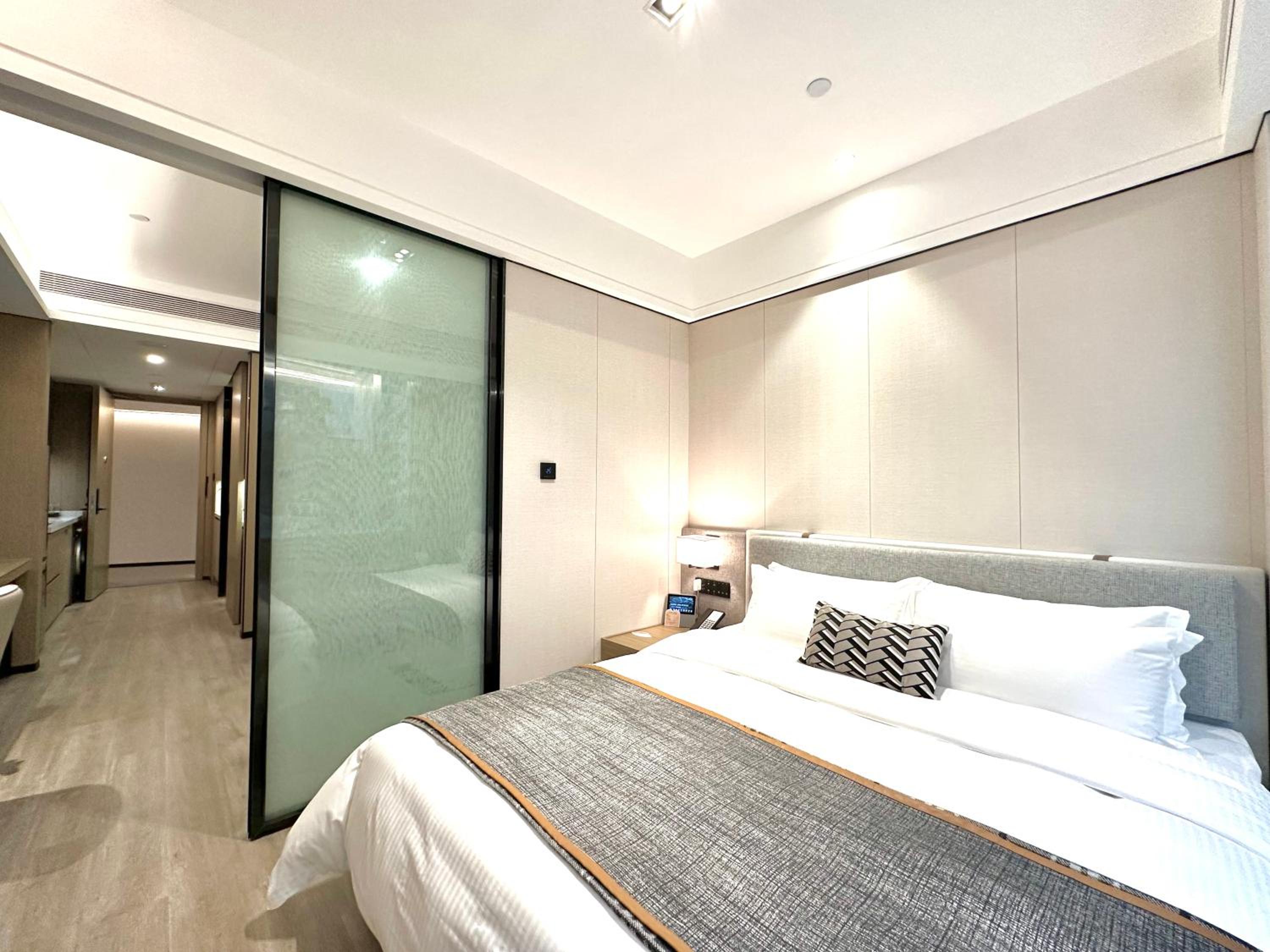 One Bedroom Executive