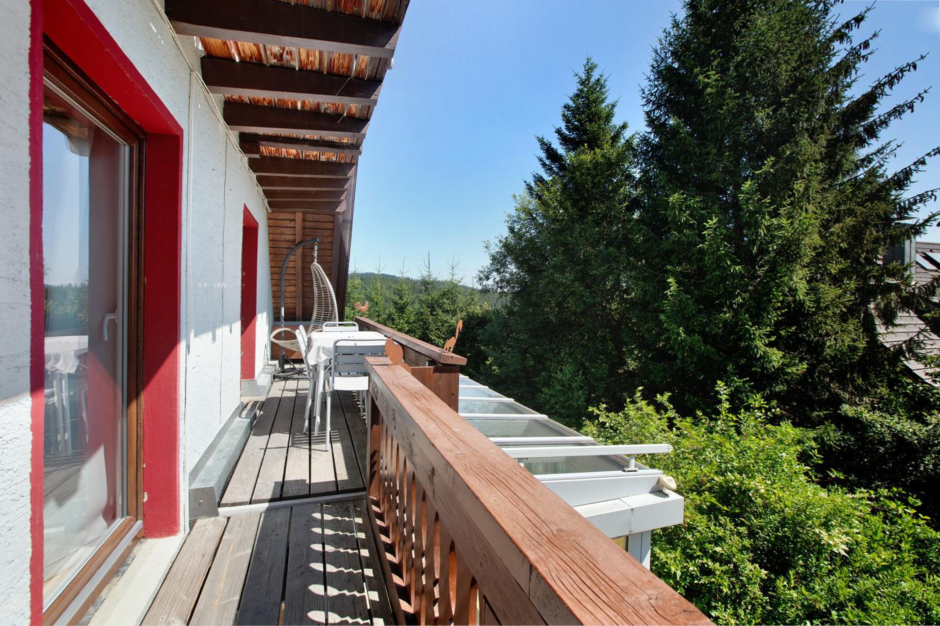Two-Bedroom Deluxe Apartment with Garden View photo 3