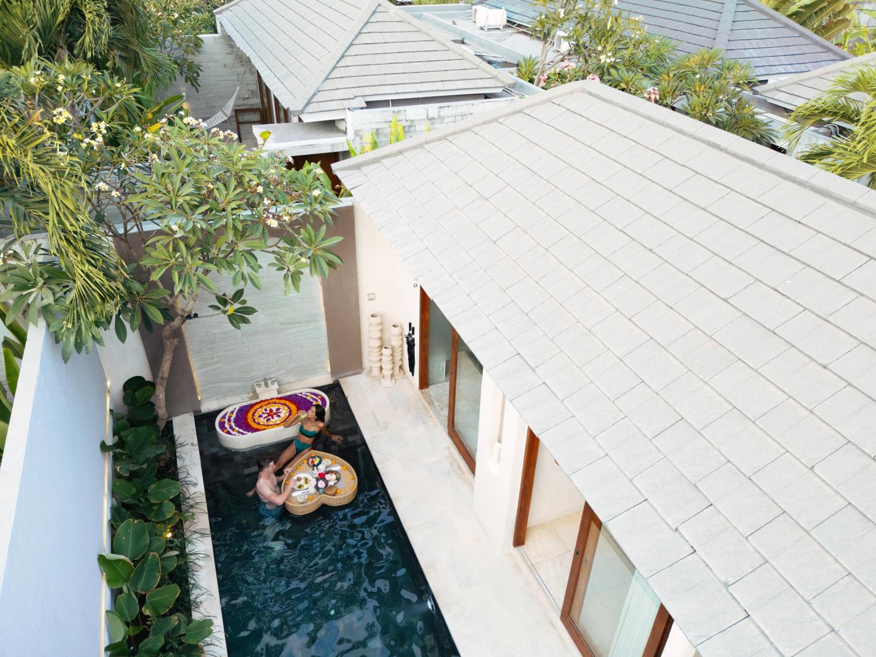 Royal One-Bedroom Villa with Private Pool - Photo 18
