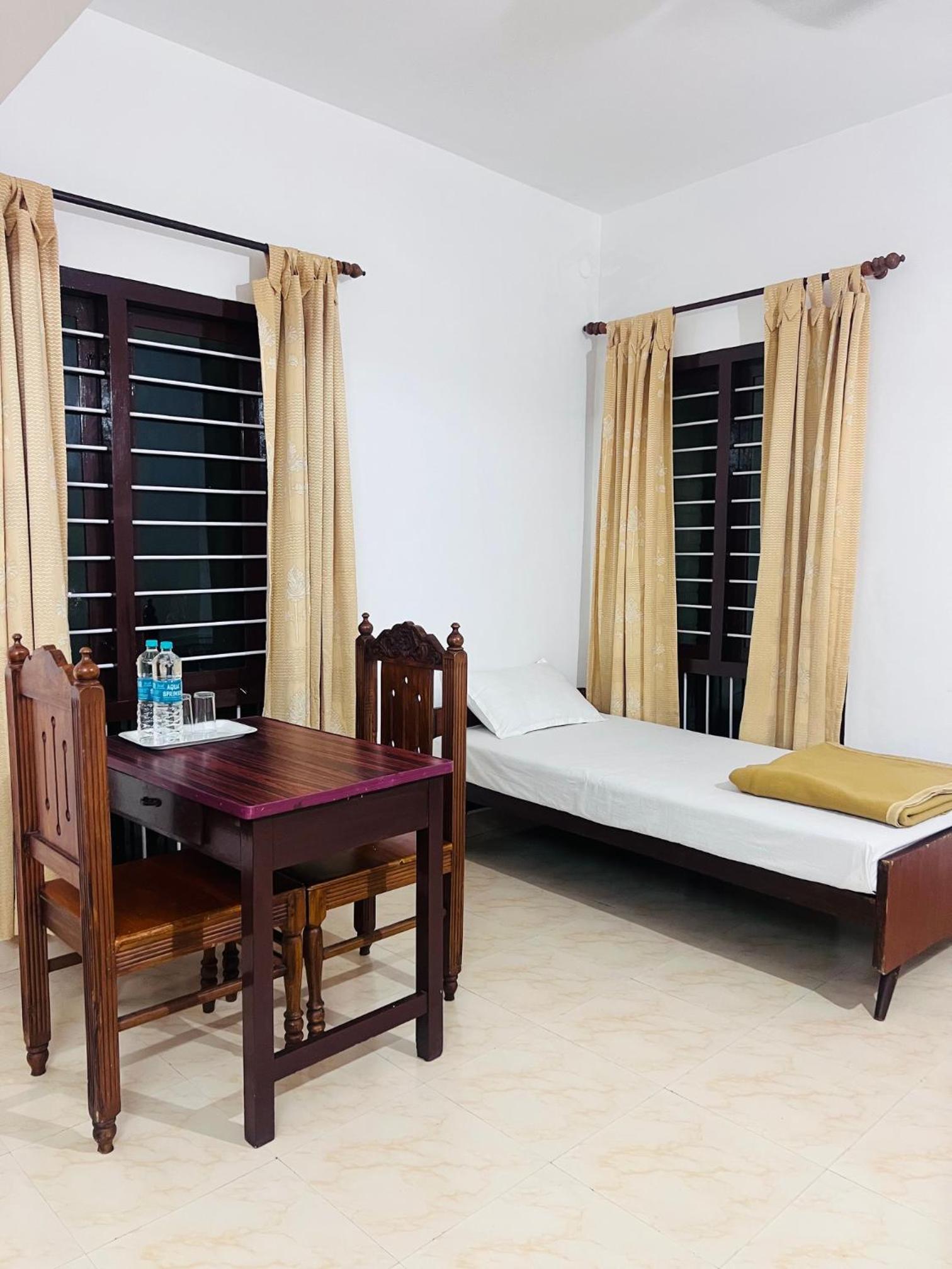 Superior Double or Twin Room - Photo 14