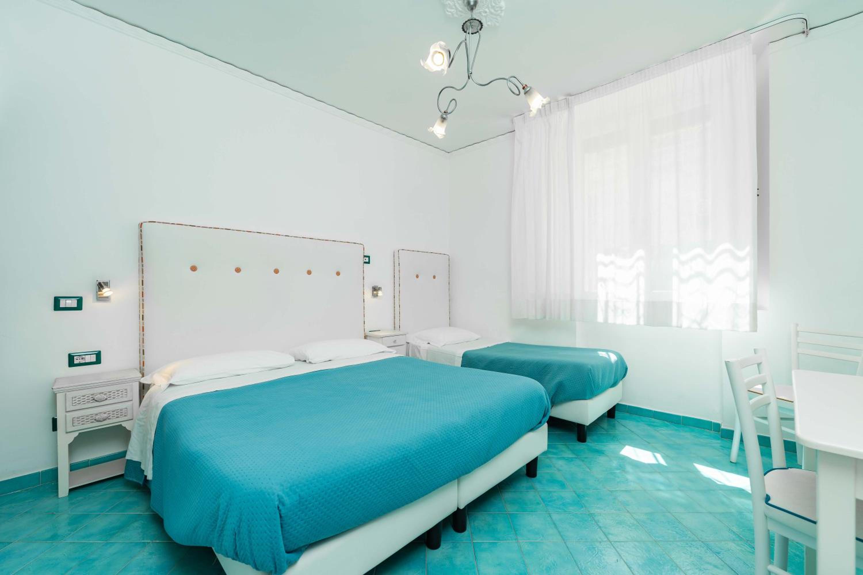 Basic Triple Room - Photo 5