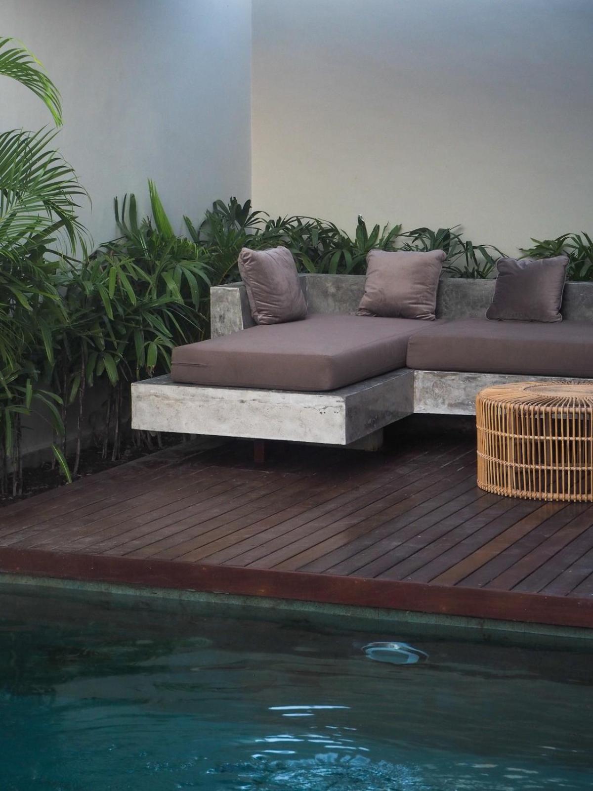 Villa with Private Pool - Photo 28