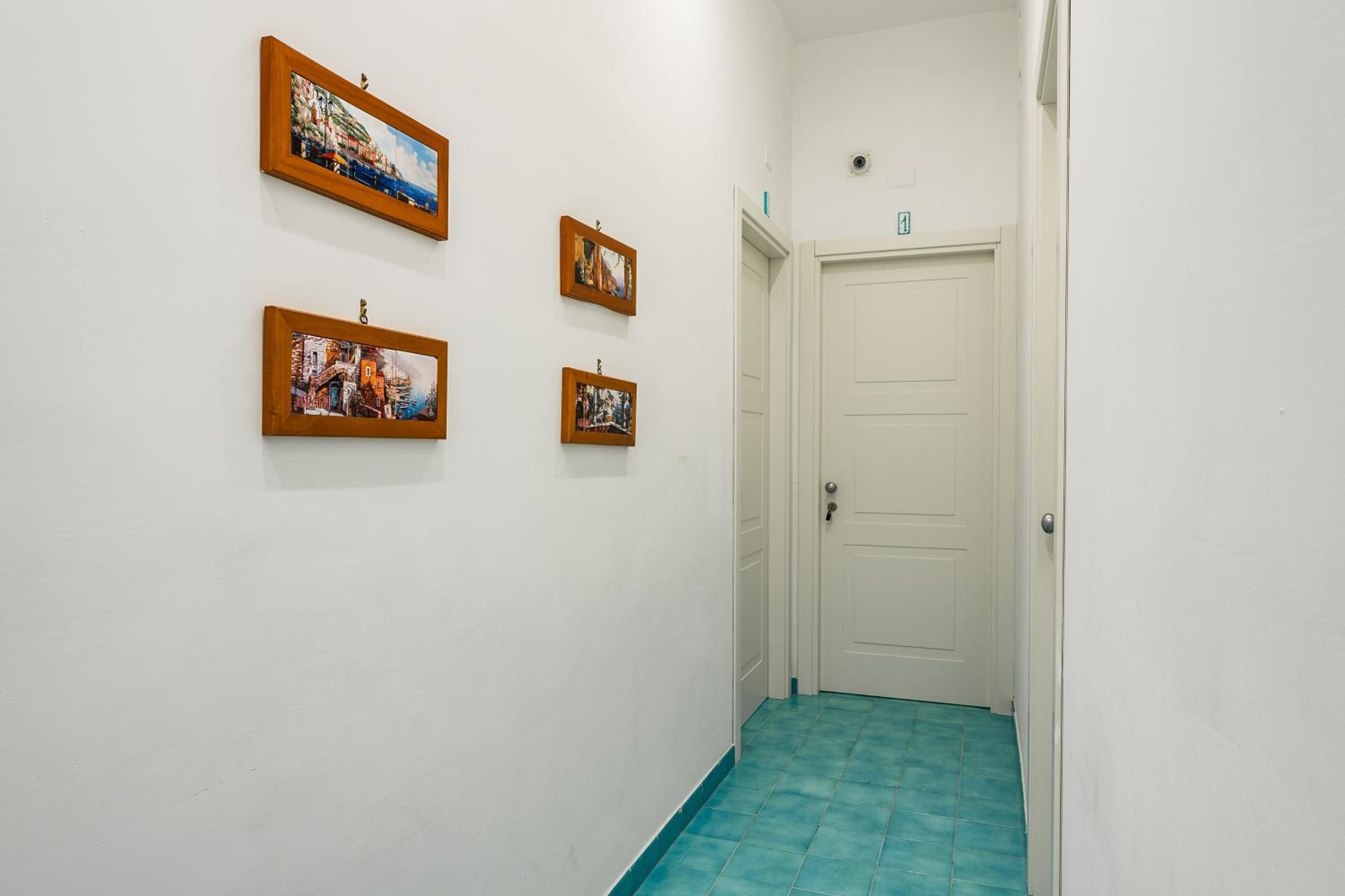 Double or Twin Room with View - Photo 48