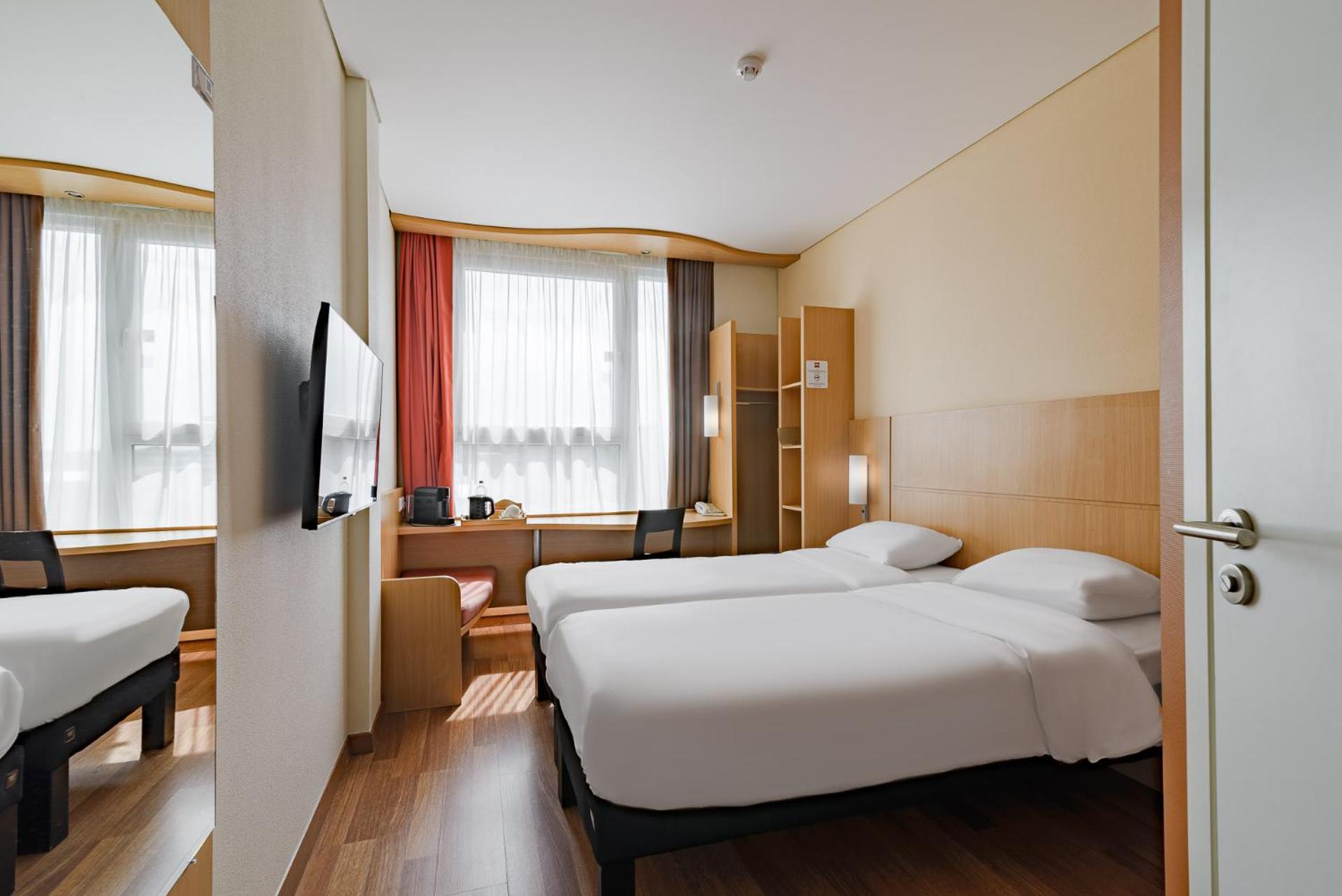 Superior Twin Room - Photo 7