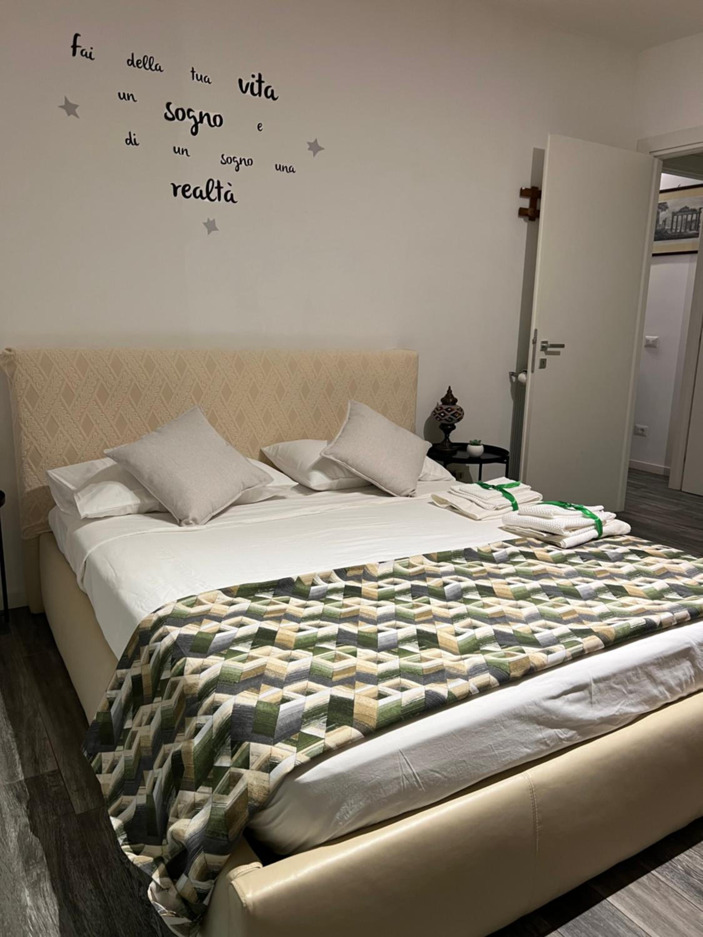 One-Bedroom Apartment with Balcony