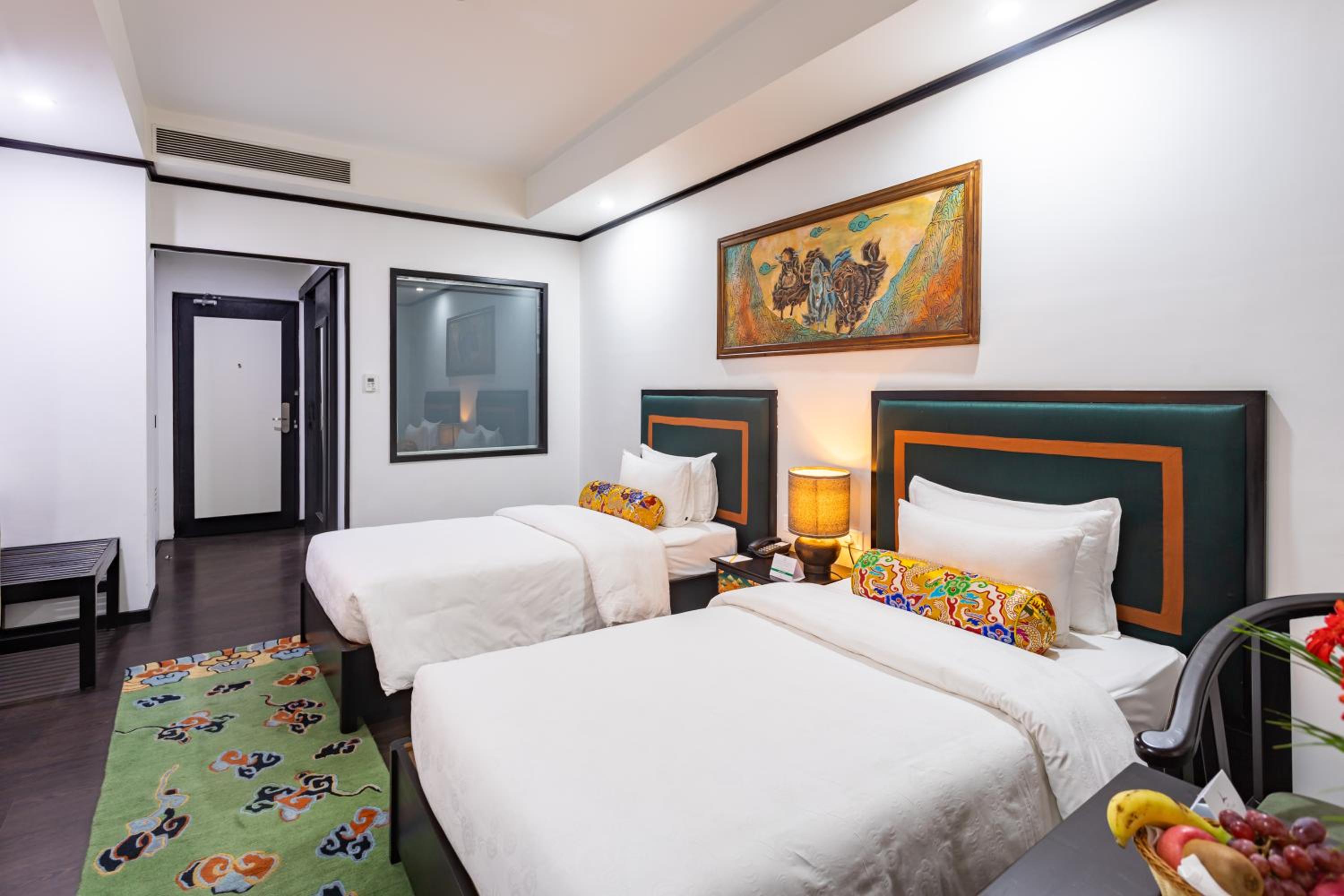 Deluxe Room - Photo 8
