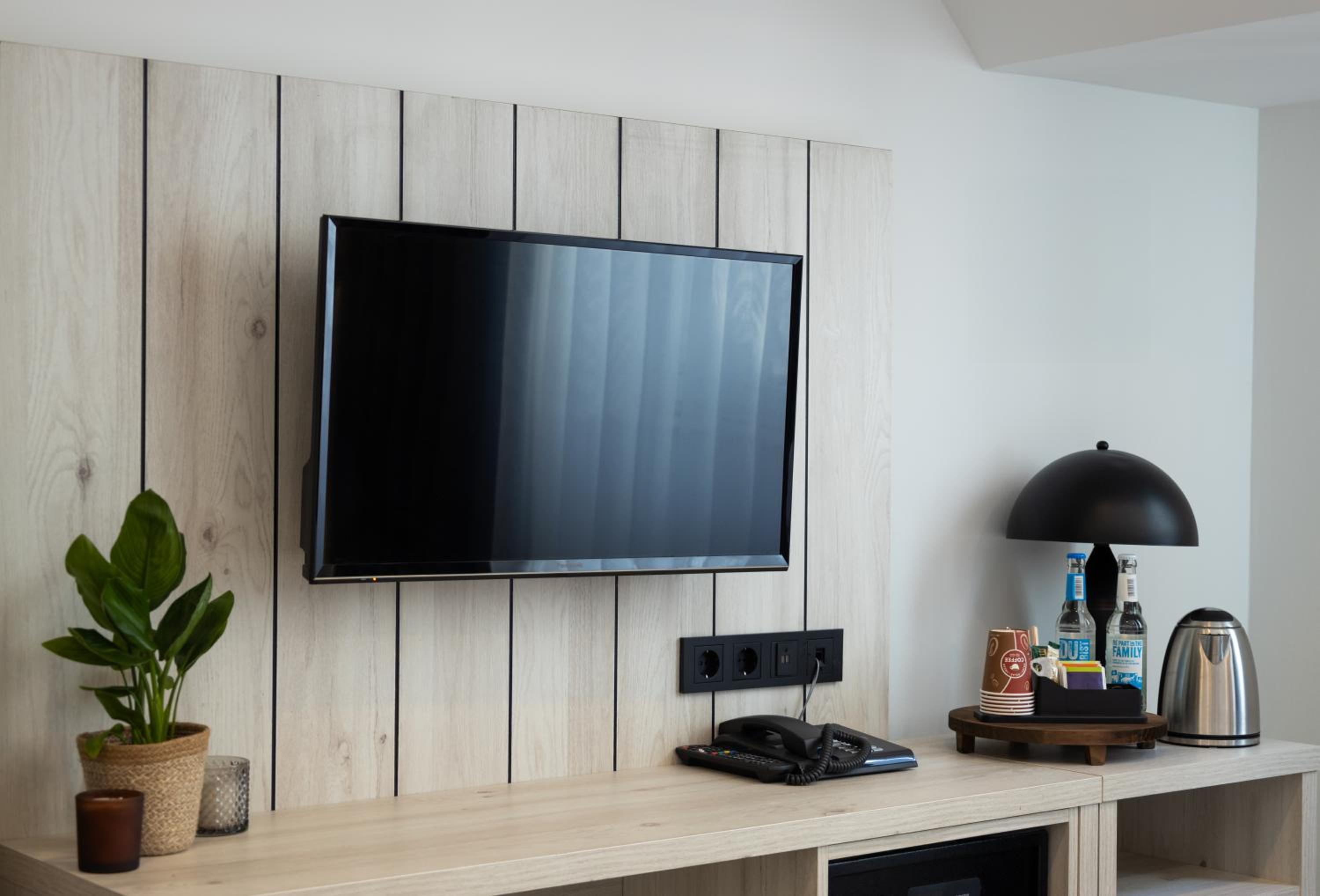 Standard Twin Room - Photo 4