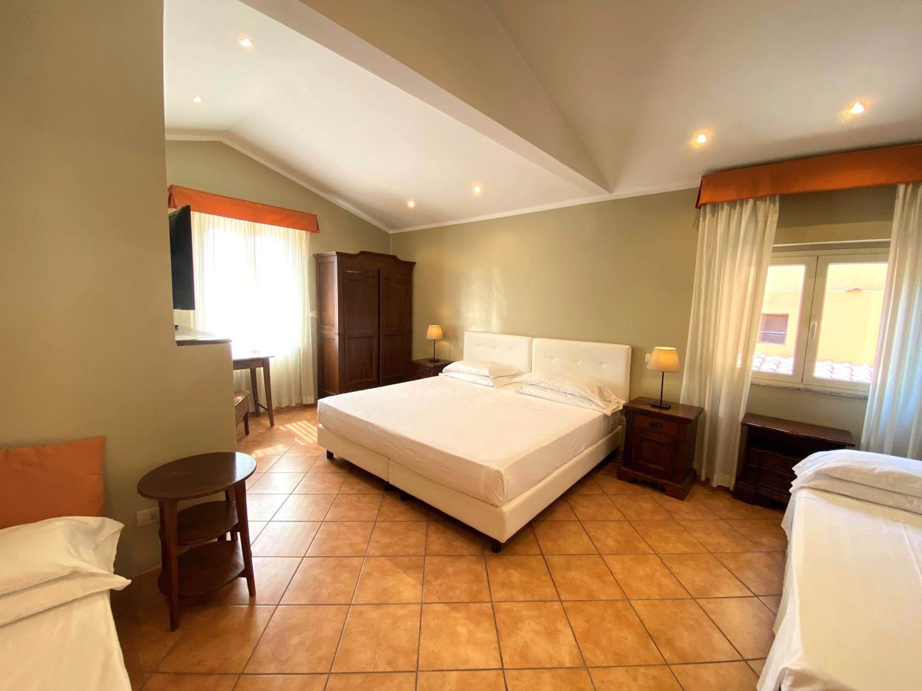 Quadruple Room photo 3