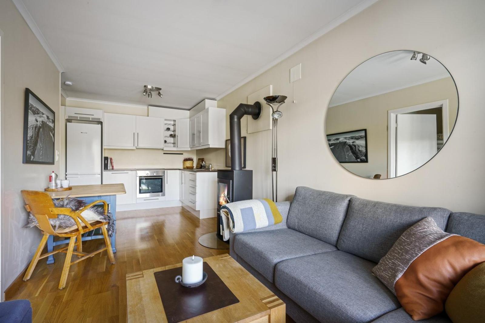 Two-Bedroom House photo 2