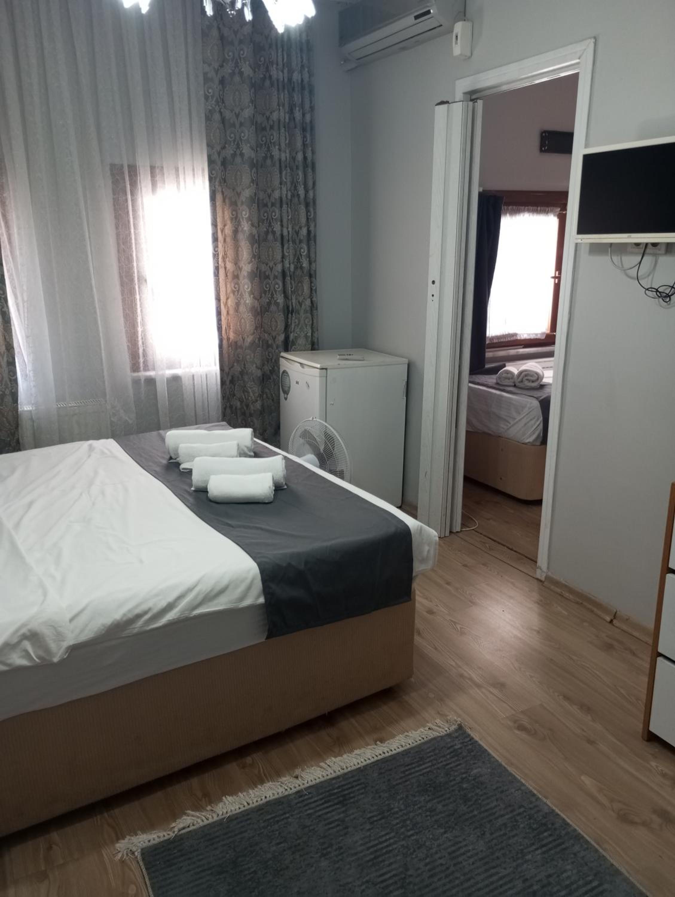 Standard Quadruple Room photo 2