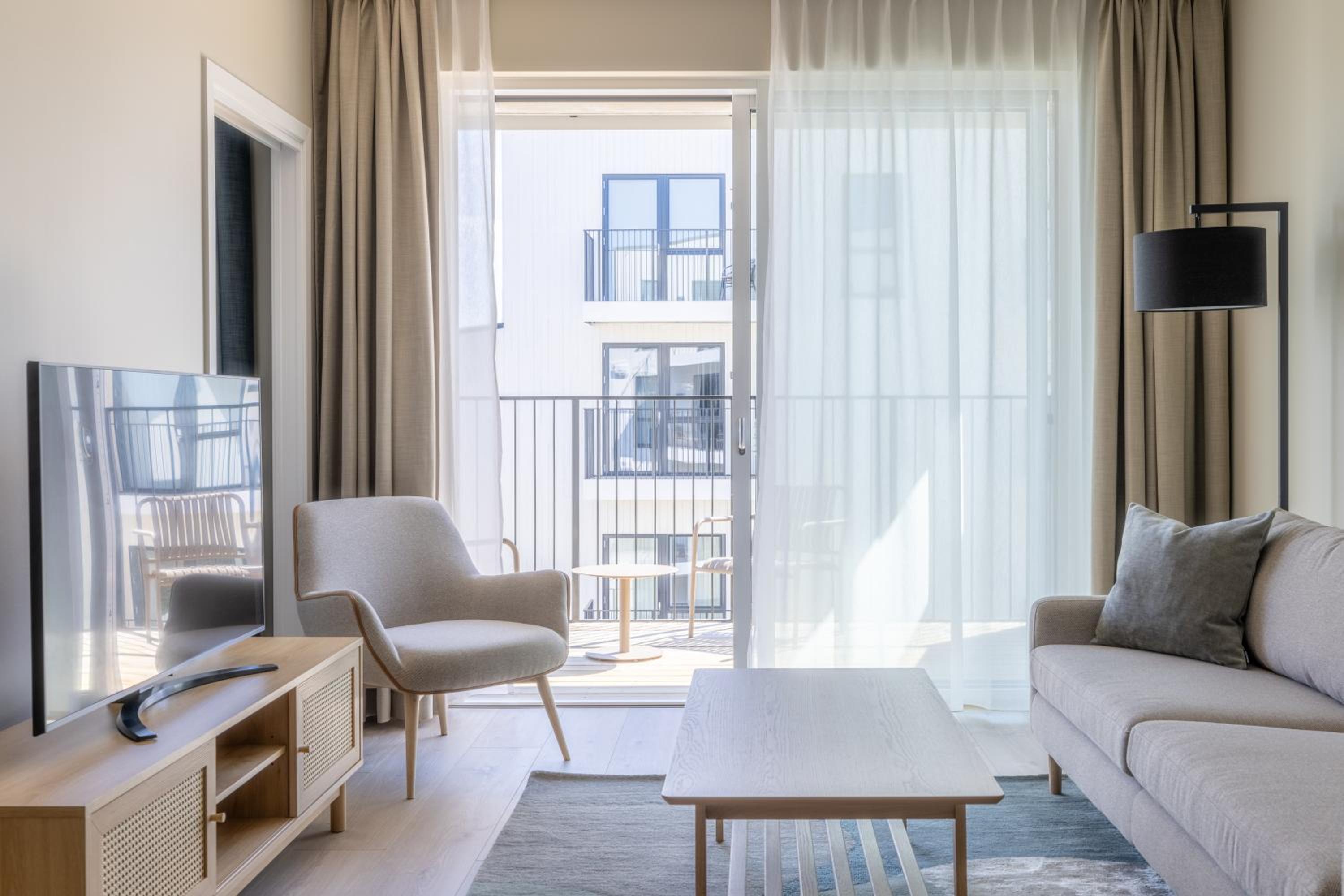 One-Bedroom Apartment with Garden View photo 3