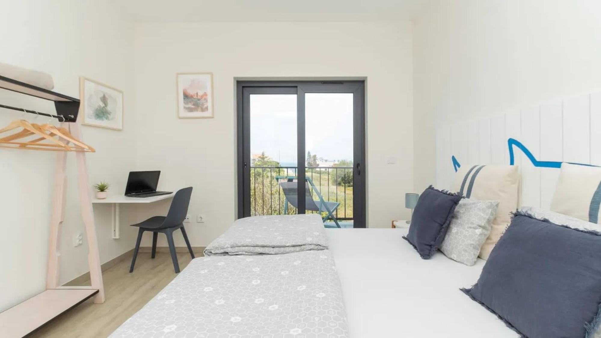 Quarto Duplo com Varanda e Vista para o Mar