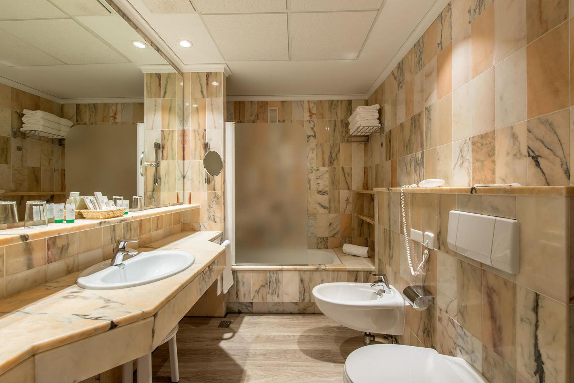 Habitación Doble Clásica con Acceso al Spa