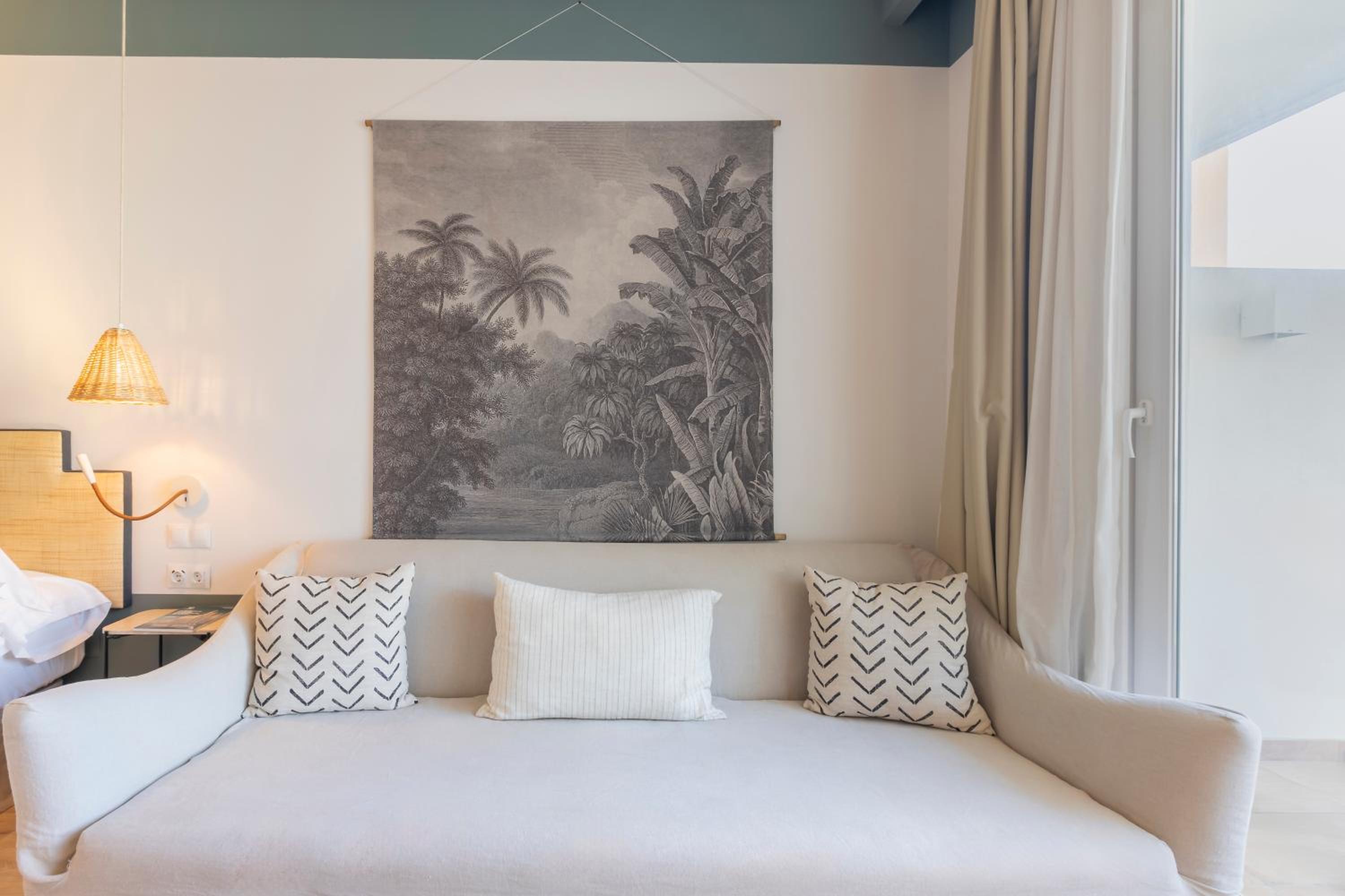 Quadruple room with Sea View photo 2
