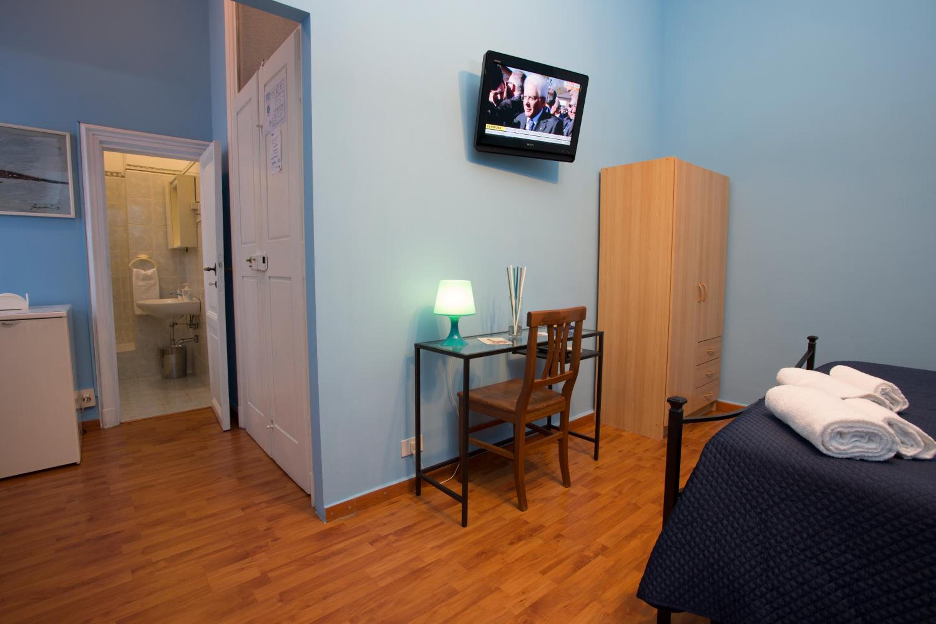 Double Room photo 3