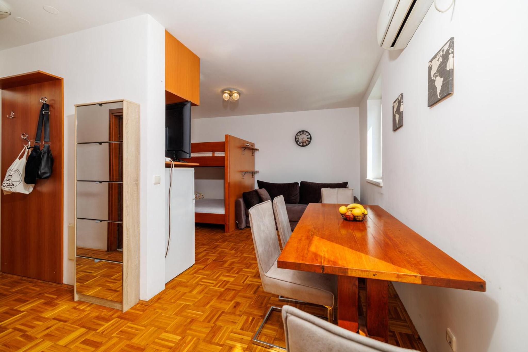 Studio Apartment