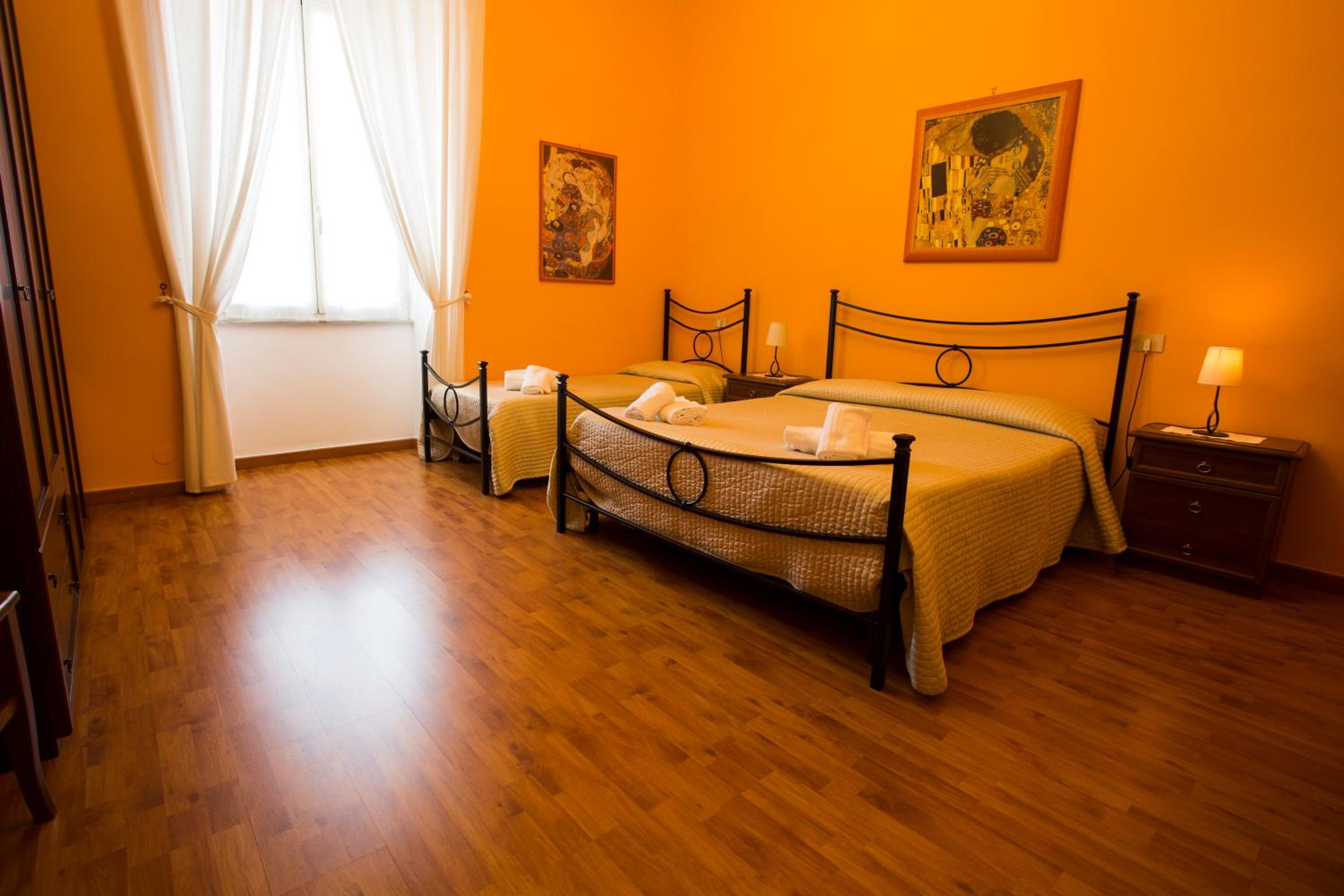 Triple Room photo 3