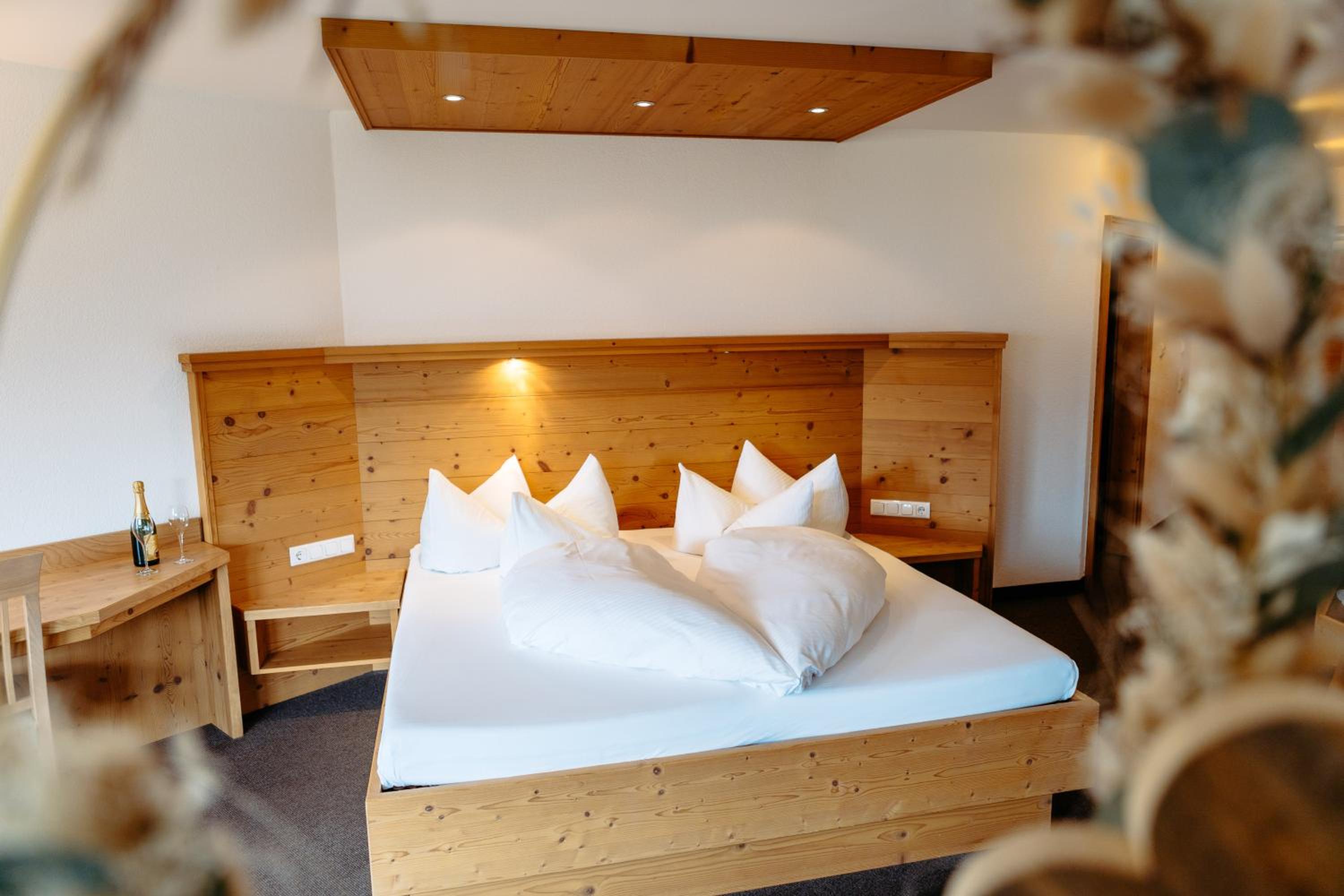 Deluxe Double Room - Photo 1
