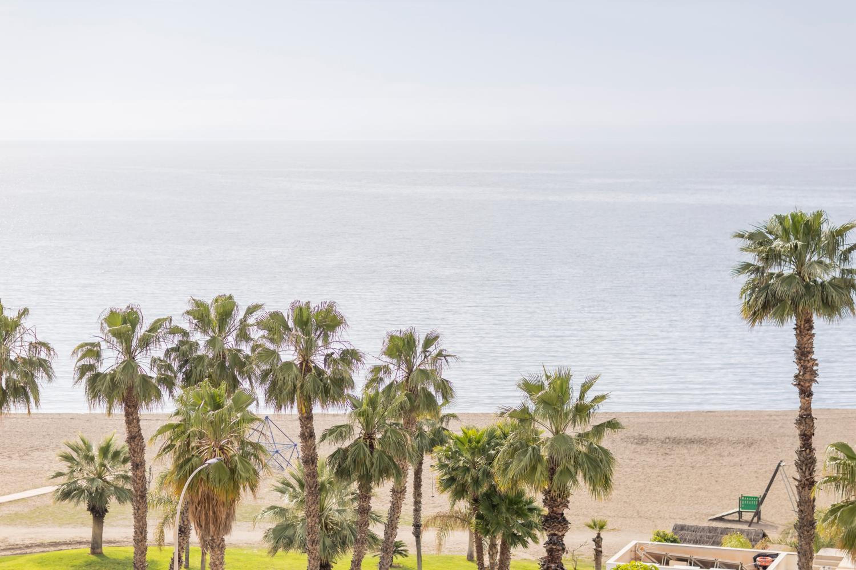 Superior Double or Twin Room with Sea View - Photo 3