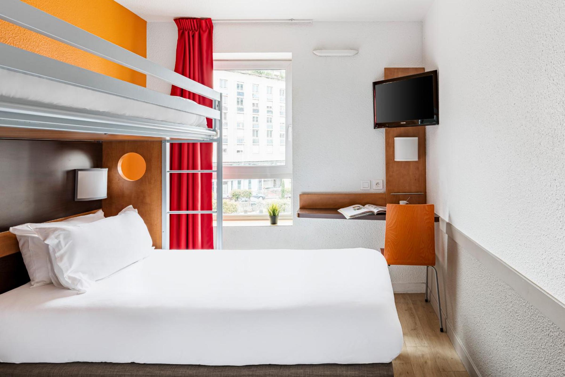 Standard Triple Room - Photo 5
