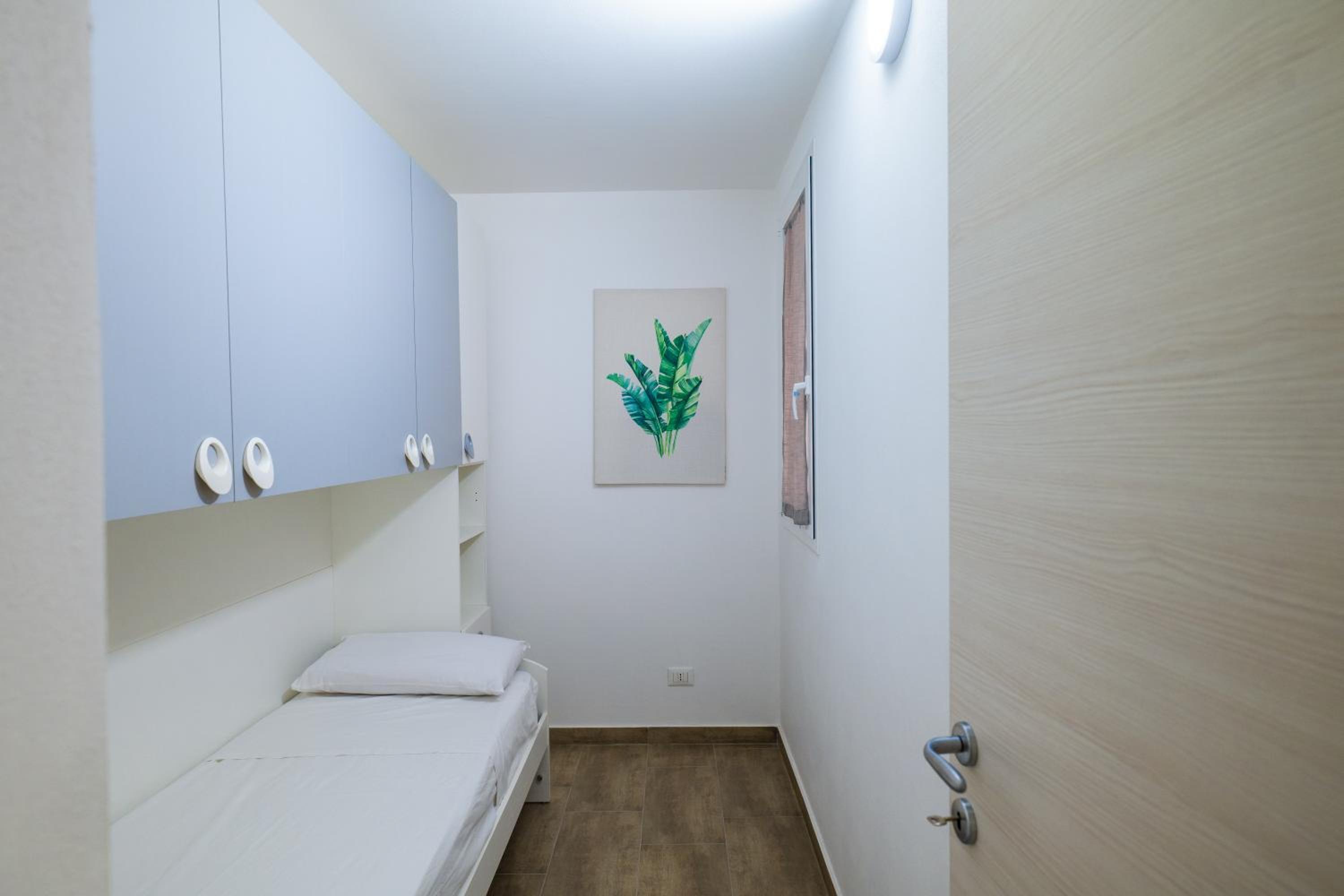 Quadruple Room with Private Bathroom
