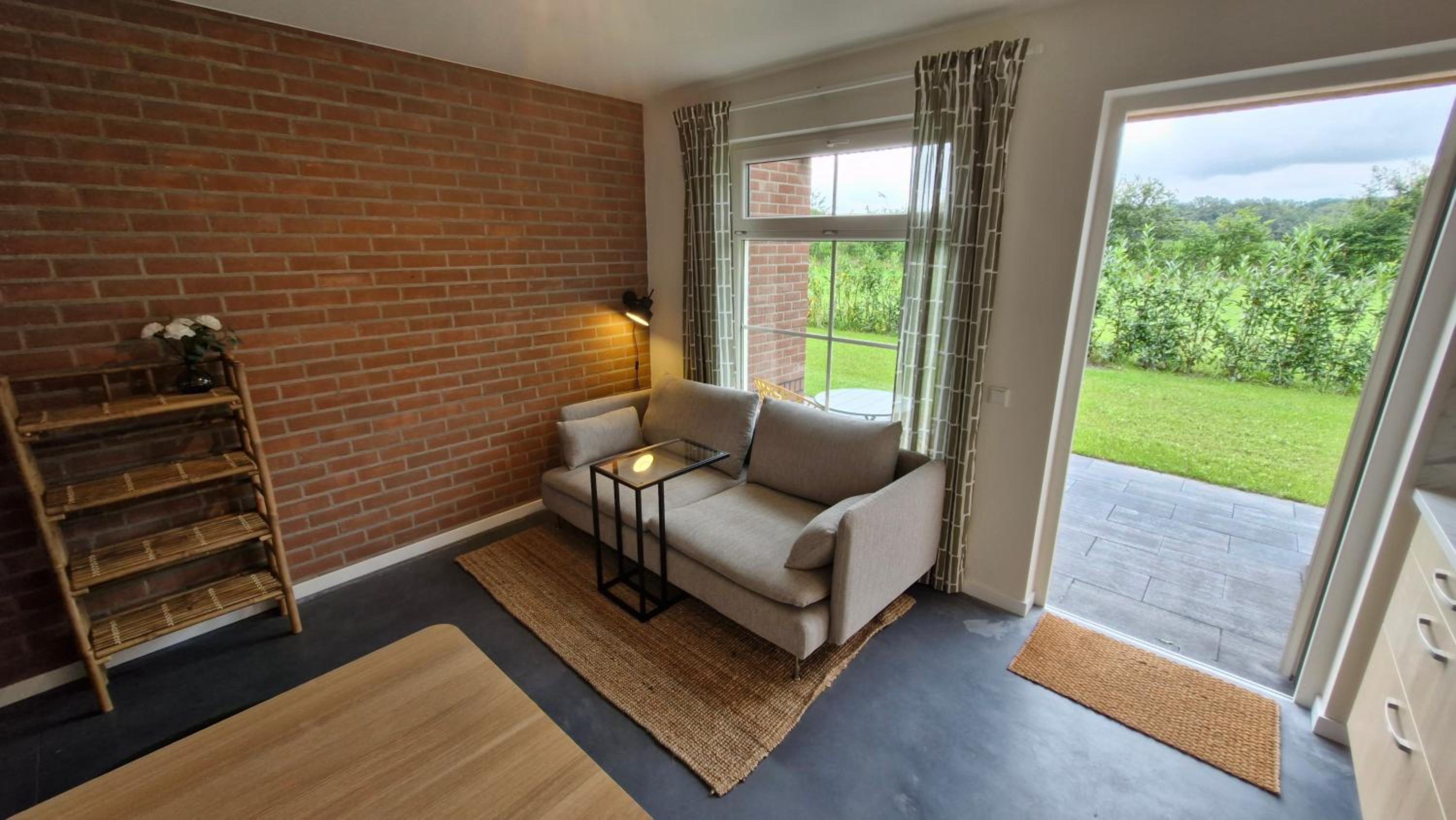 One-Bedroom Holiday Home with Garden photo 1