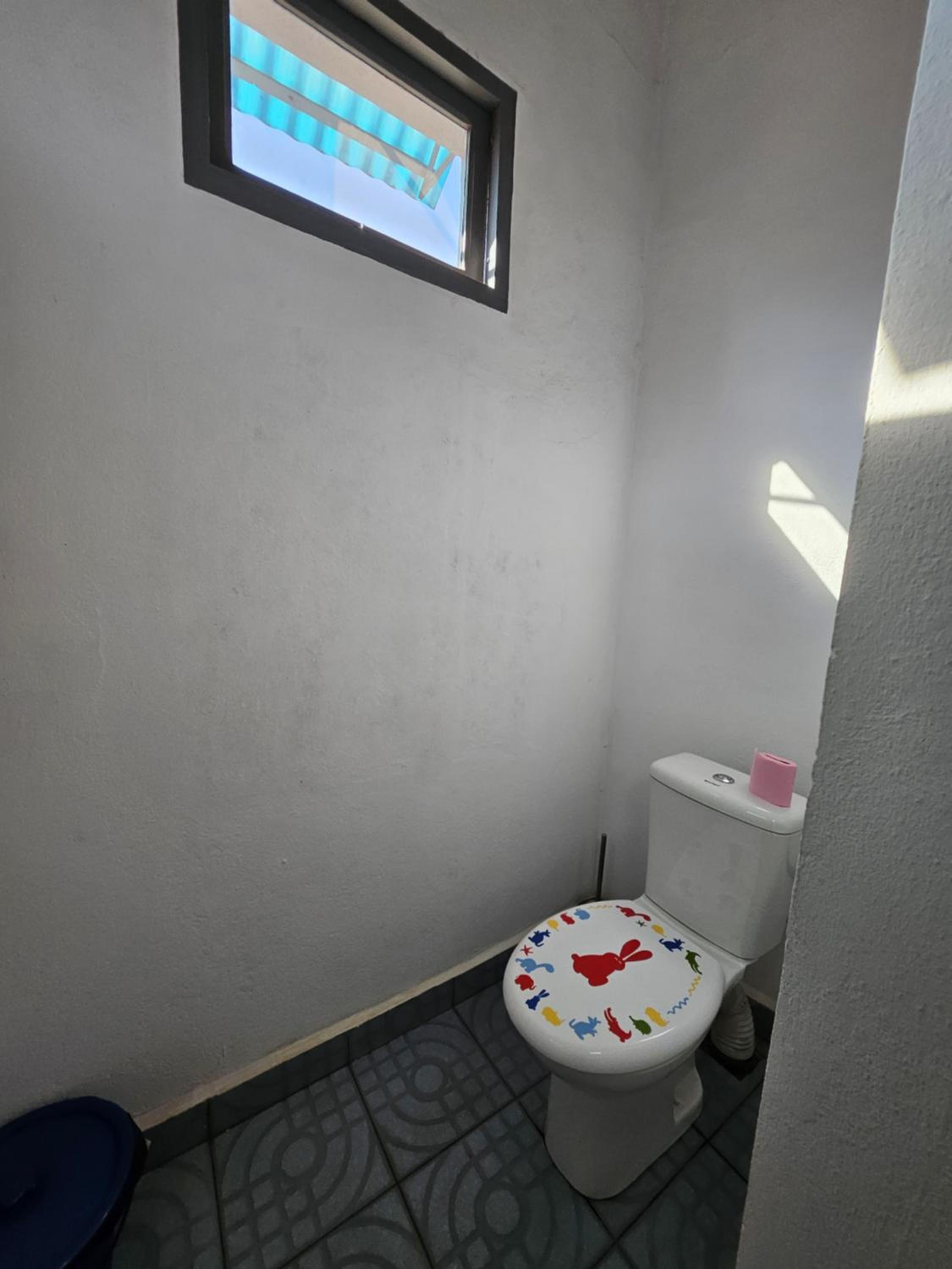Double Room with Private Bathroom photo 3