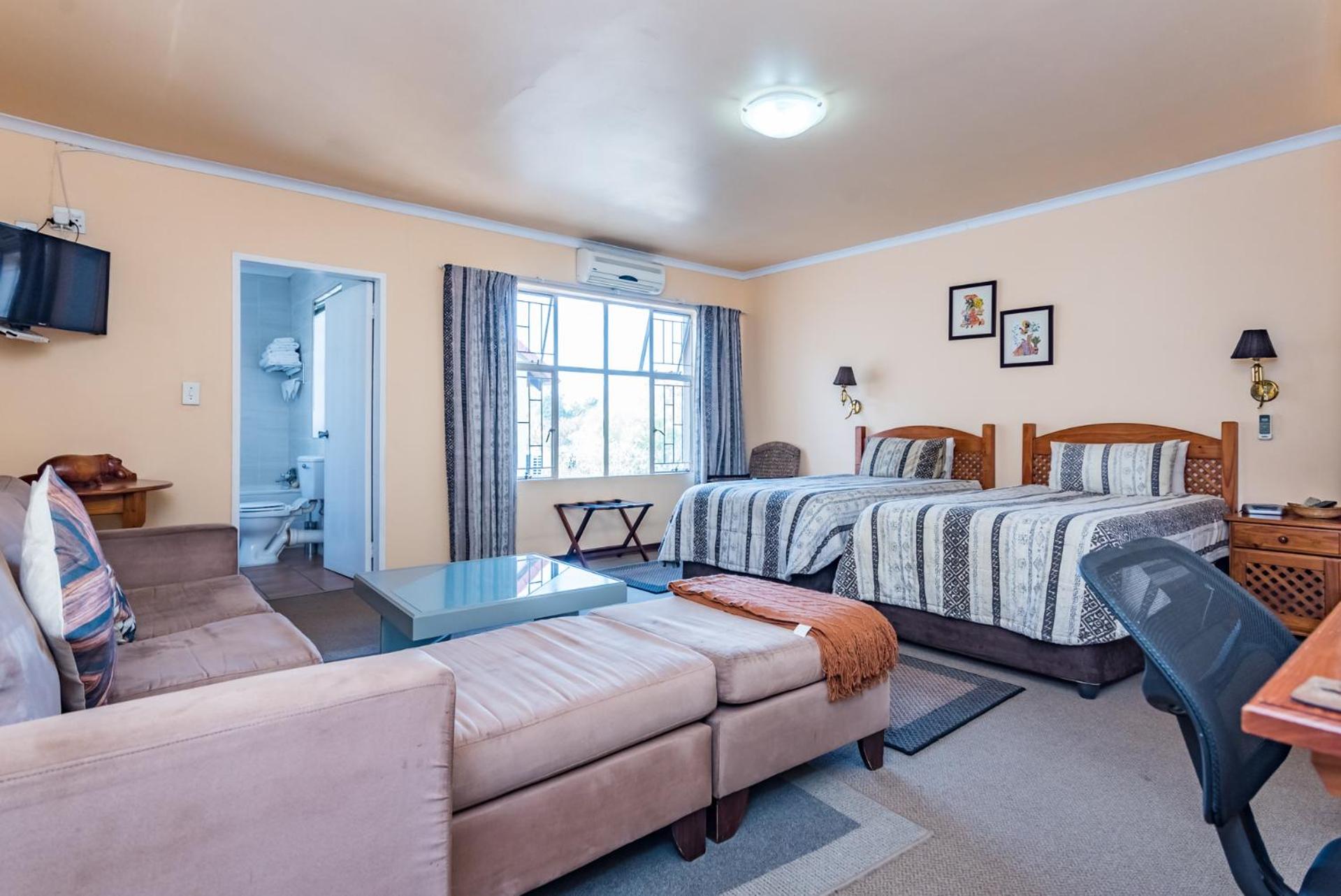 Double or Twin Room - Photo 6
