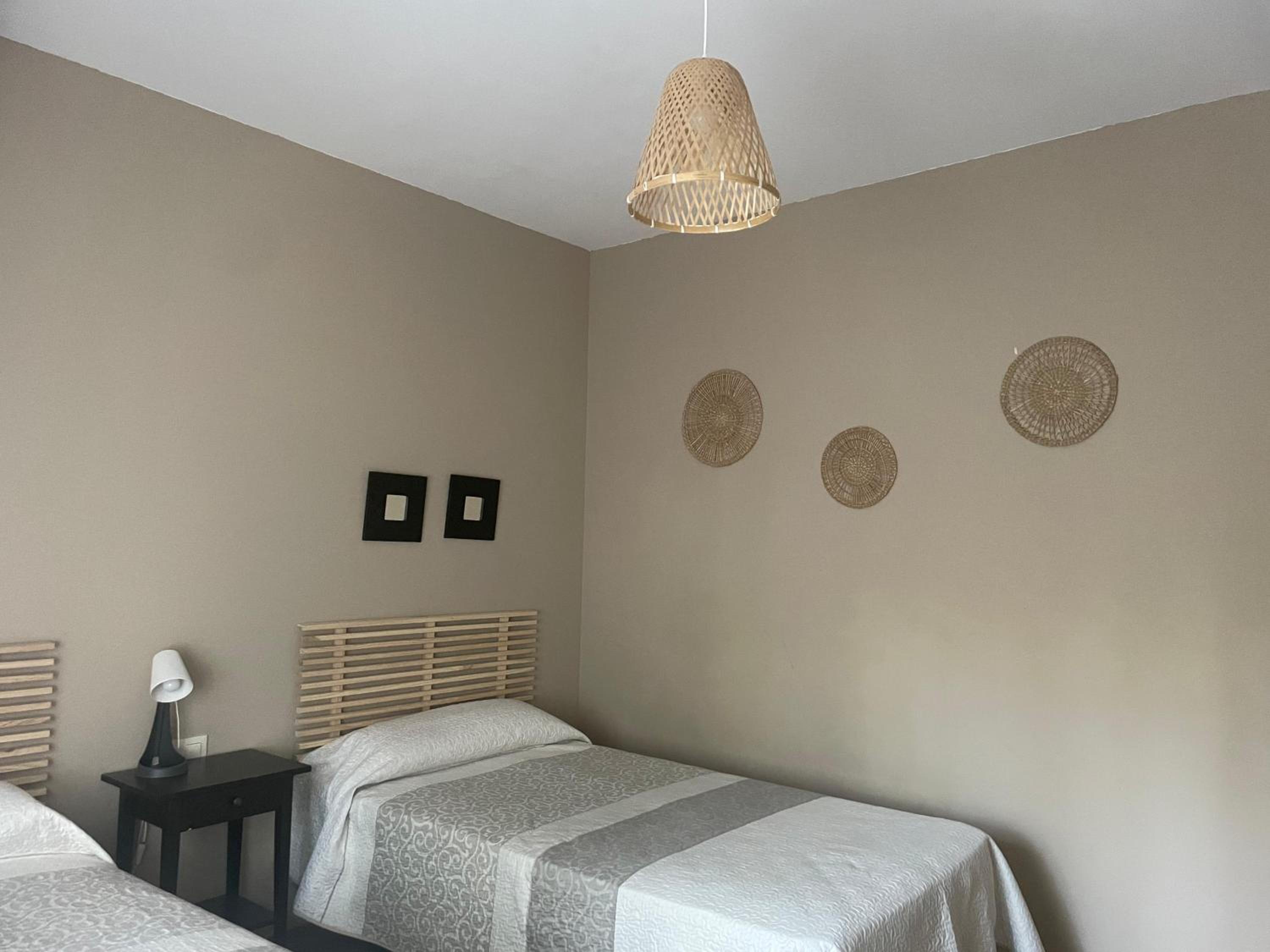Casa de cuatro habitaciones