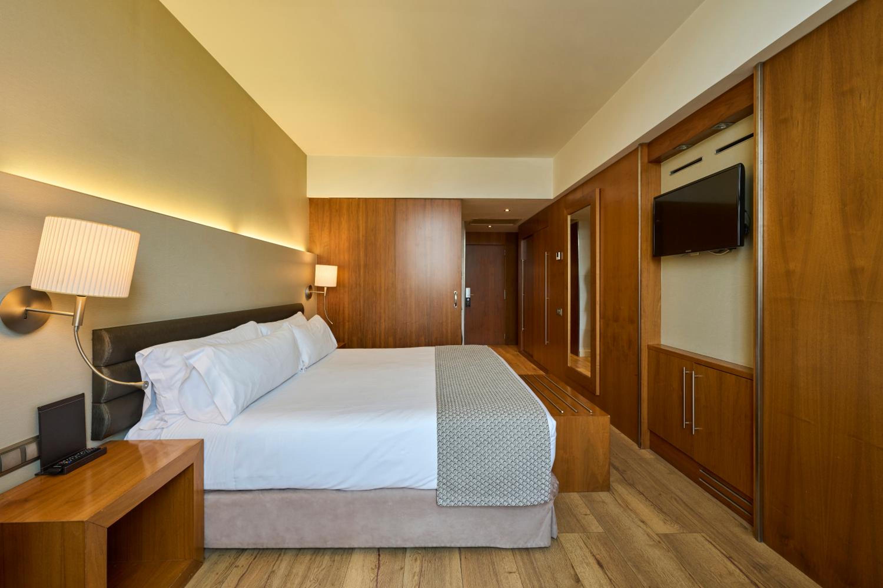 Double or Twin Room photo 3