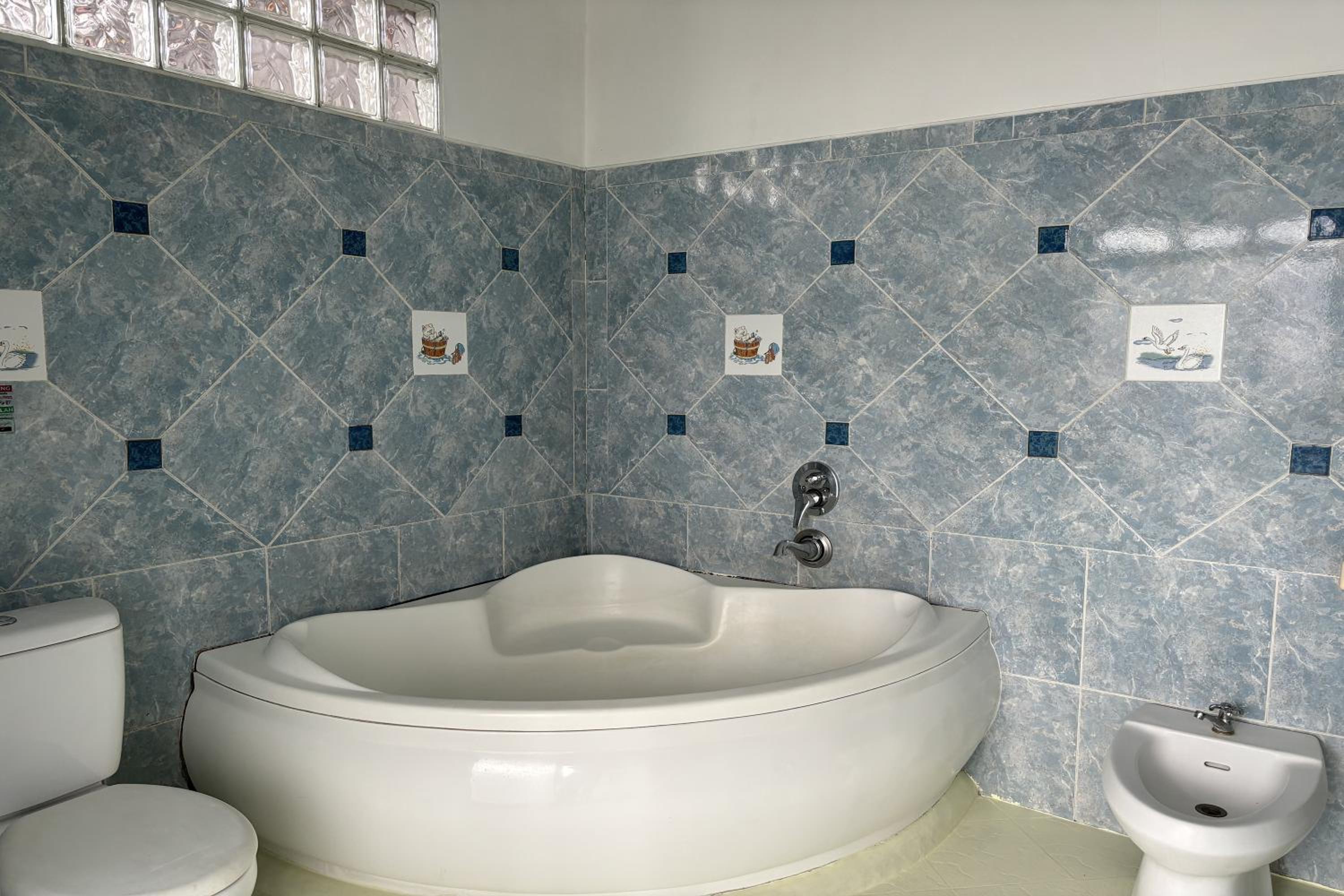 Executive Suite photo 2