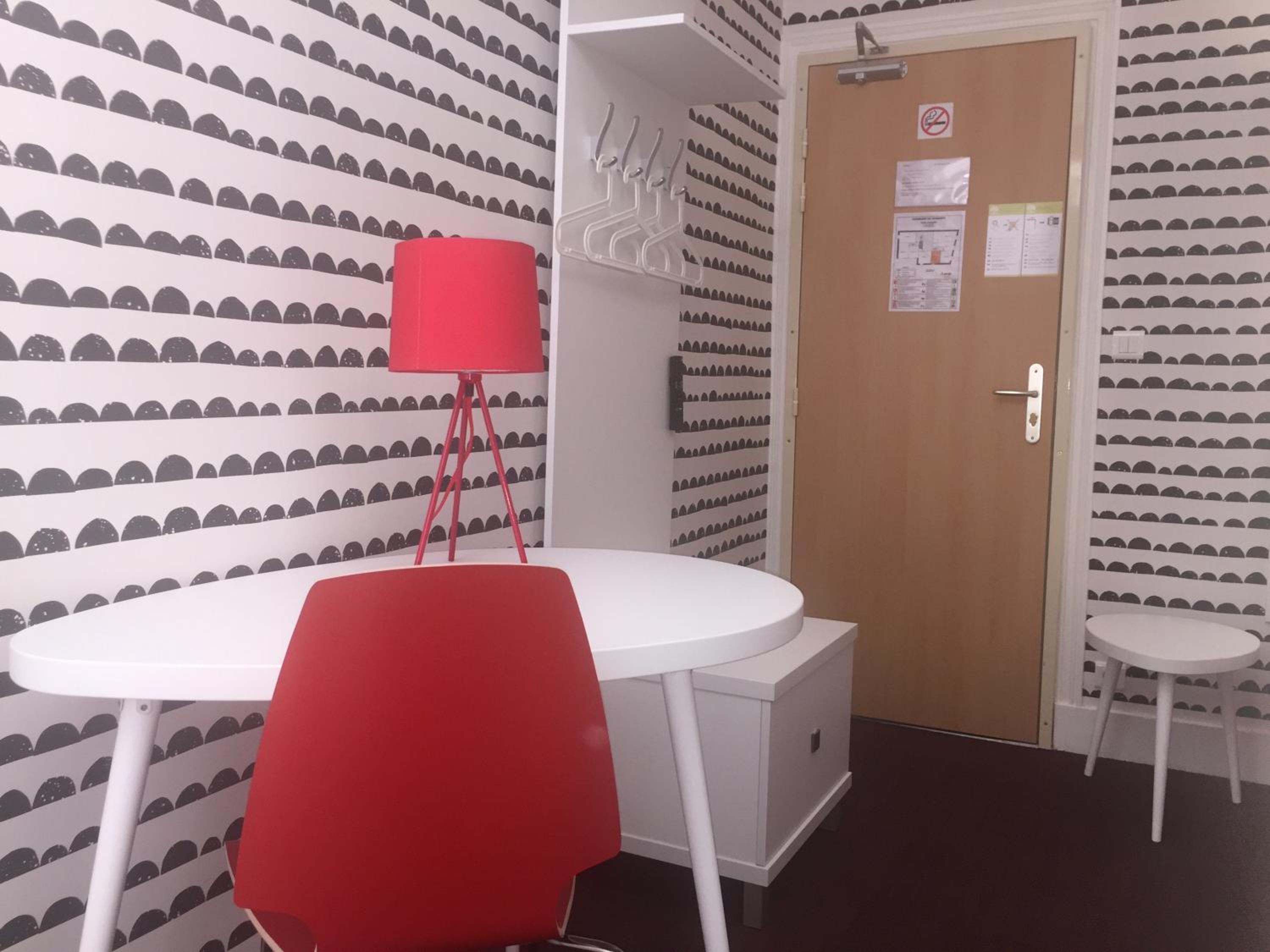 Single Room photo 2