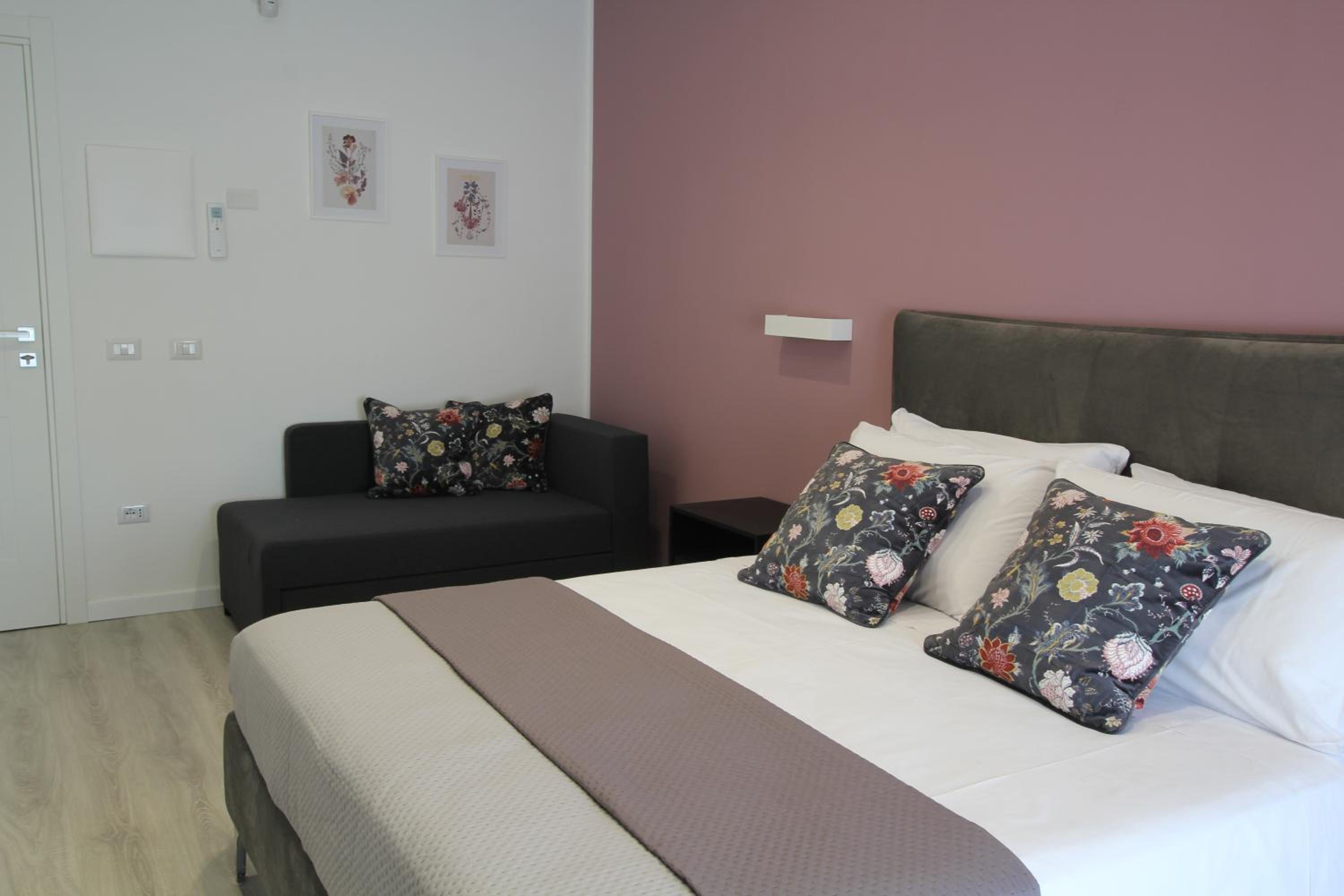 King Room with Mountain View photo 3